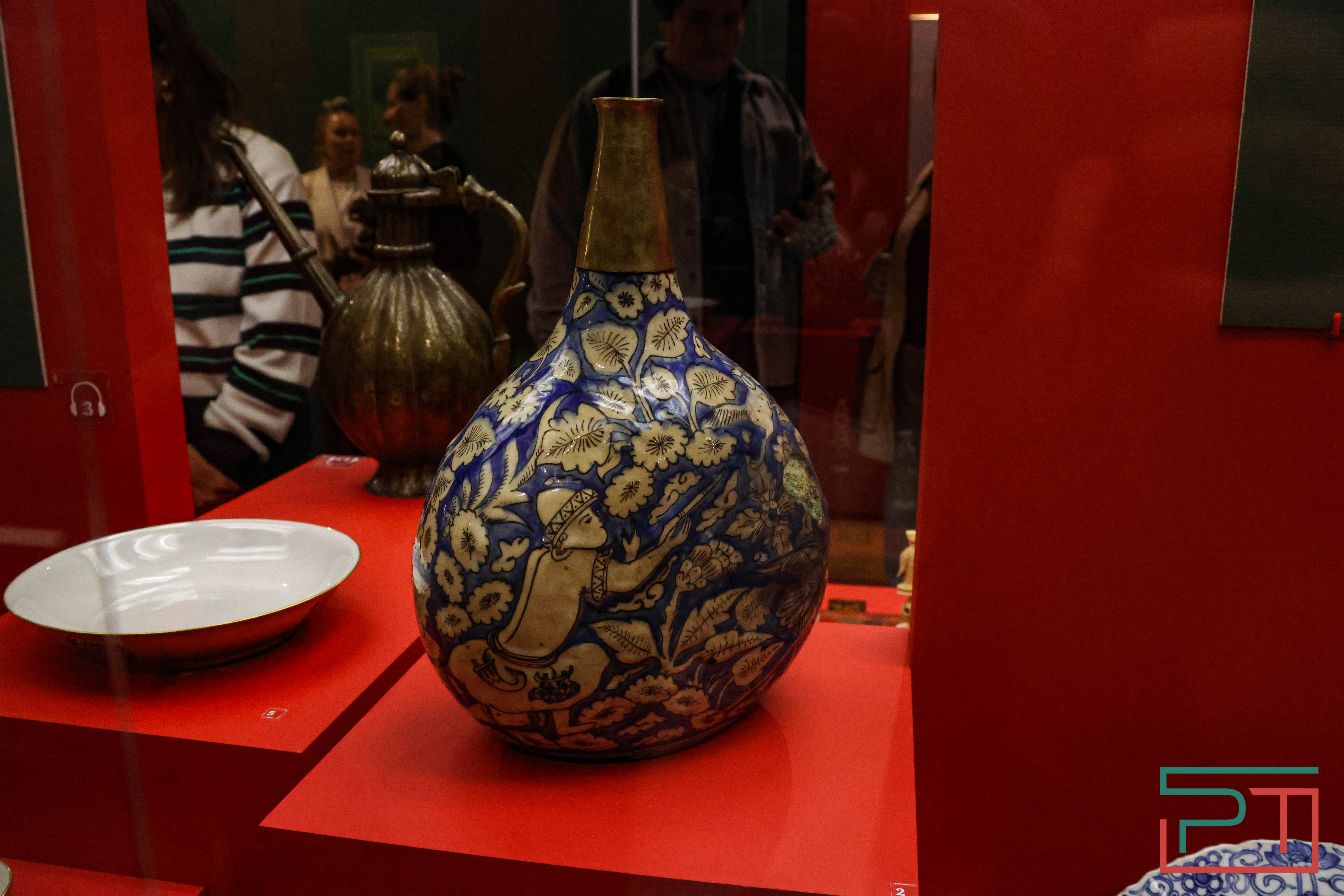 Всего месяц будет открыта в Казани выставка о пирах и царской охоте в странах Востока