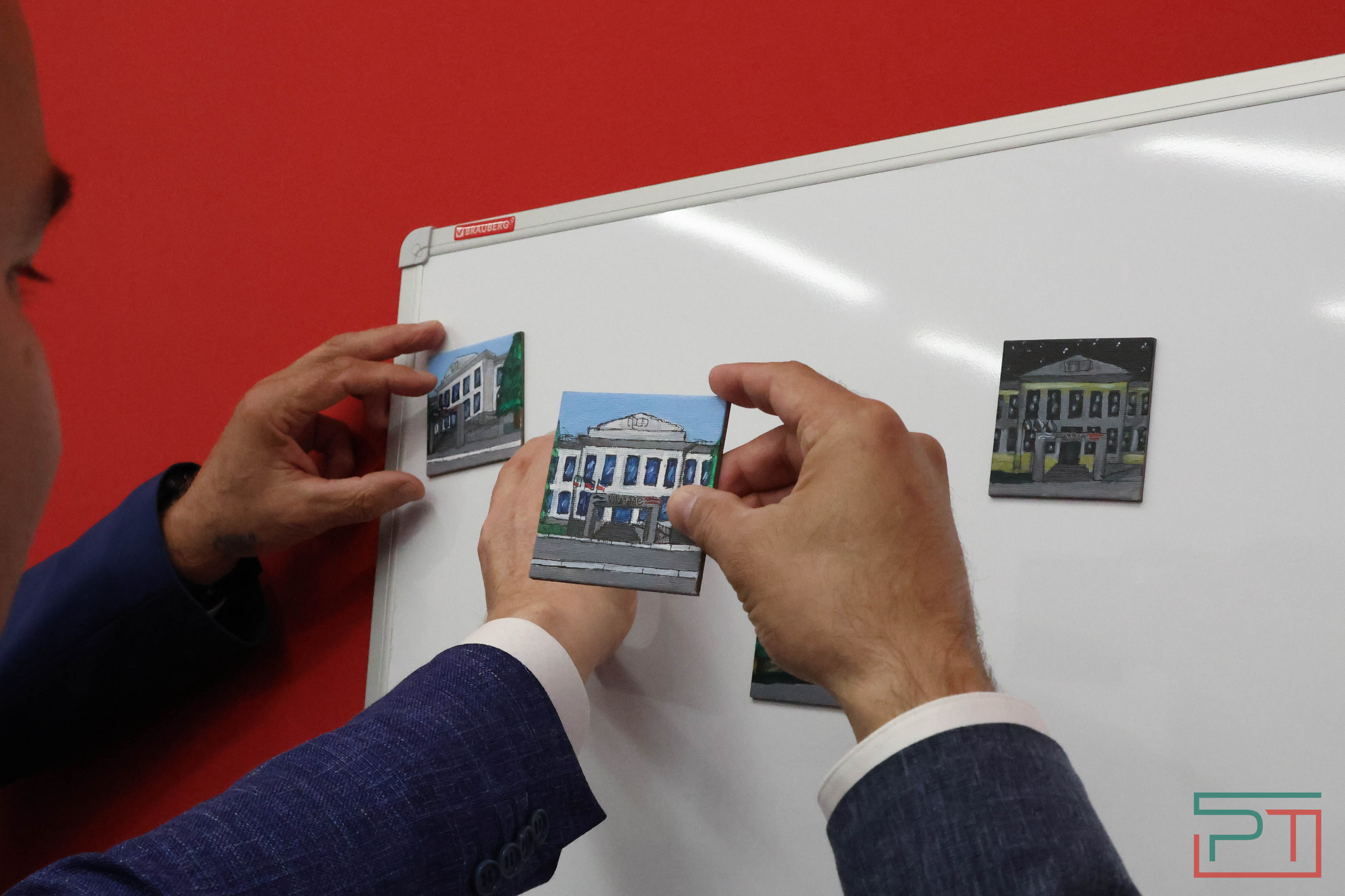 Футбольный манеж и молодежный центр отрылись в Новошешминске