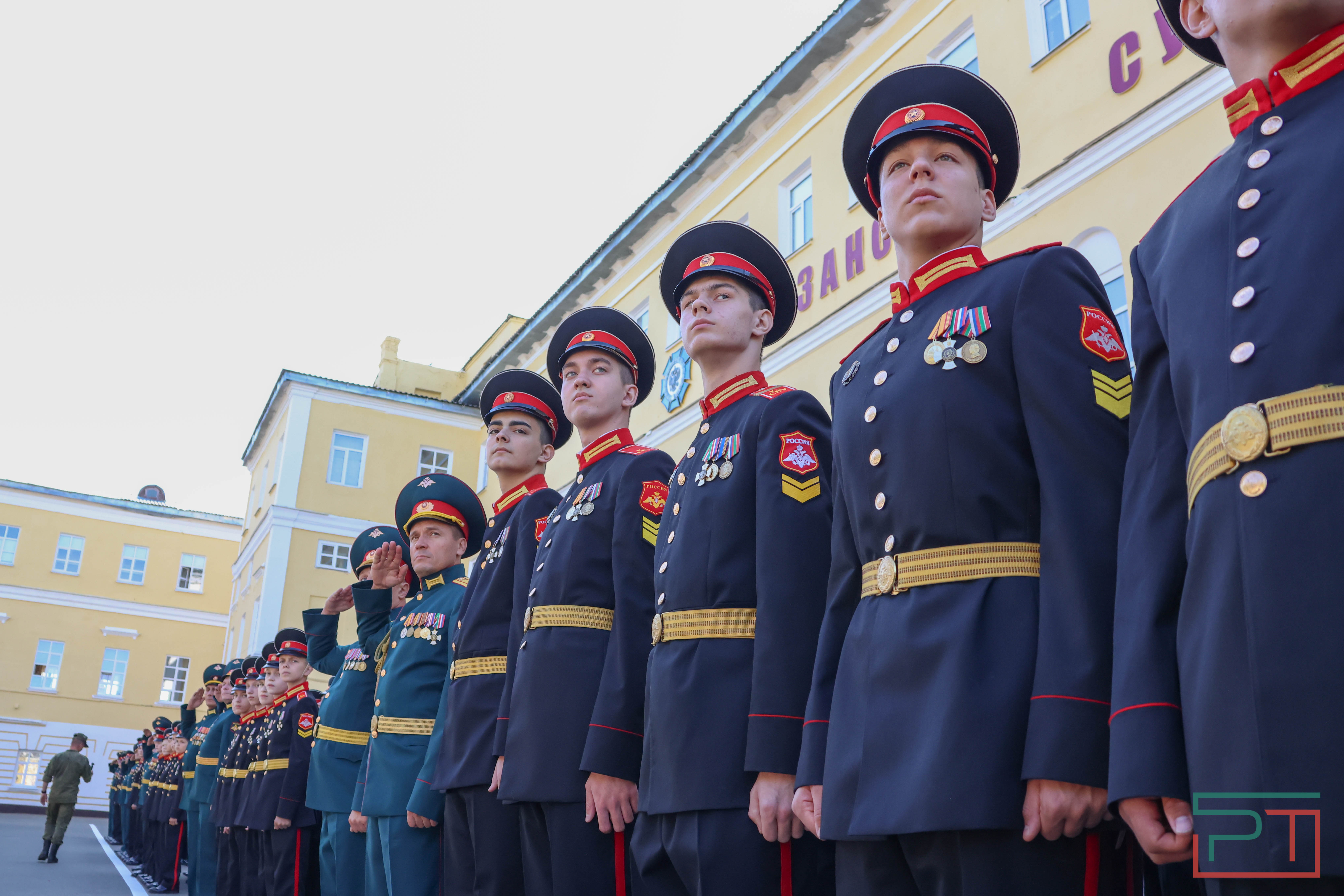 Казанское суворовское училище отмечает 80-летний юбилей