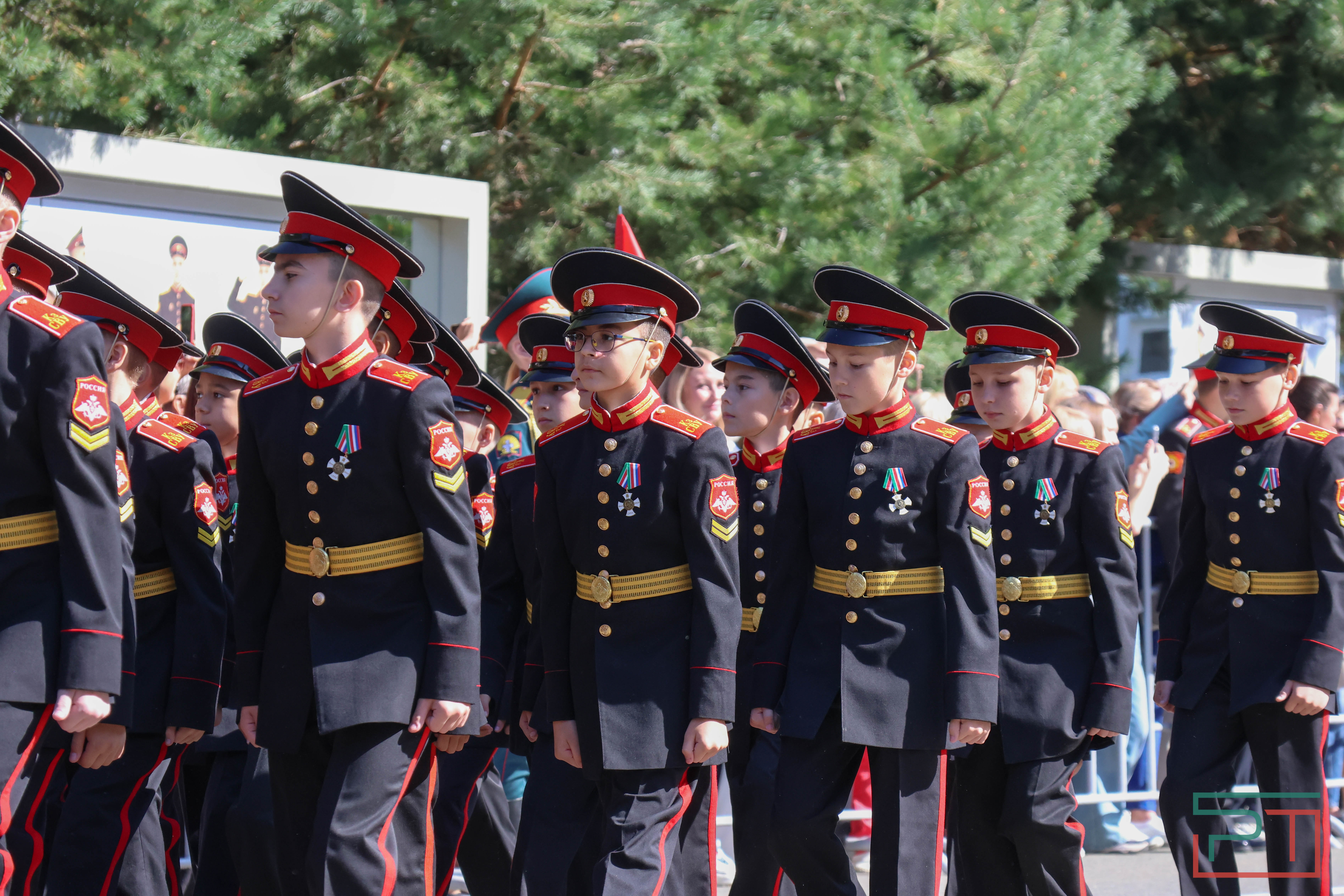 Казанское суворовское училище отмечает 80-летний юбилей