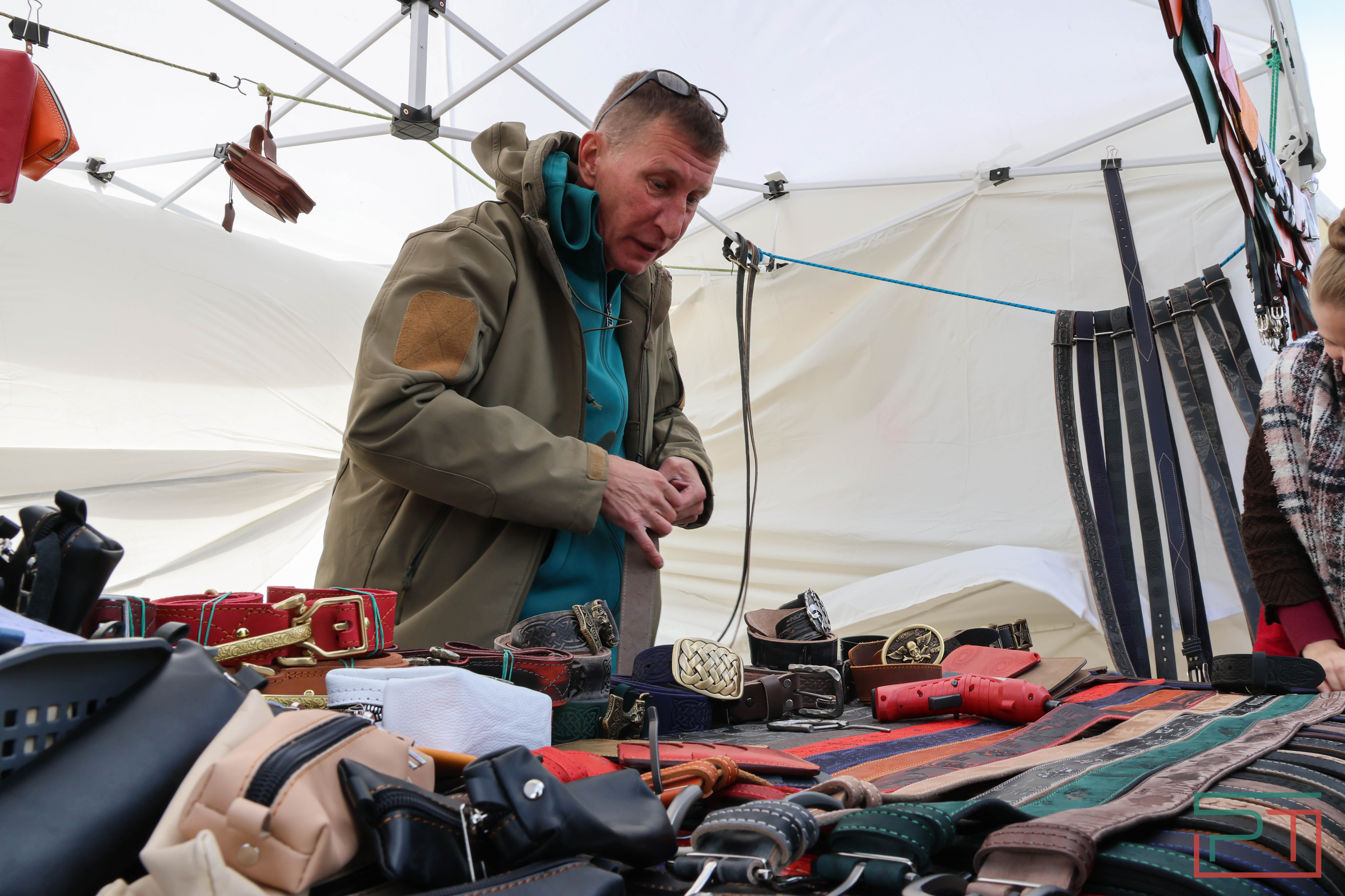 Постреляли из мушкета, погадали у шамана: в Болгаре прошел фестиваль «Путешествие в прошлое»