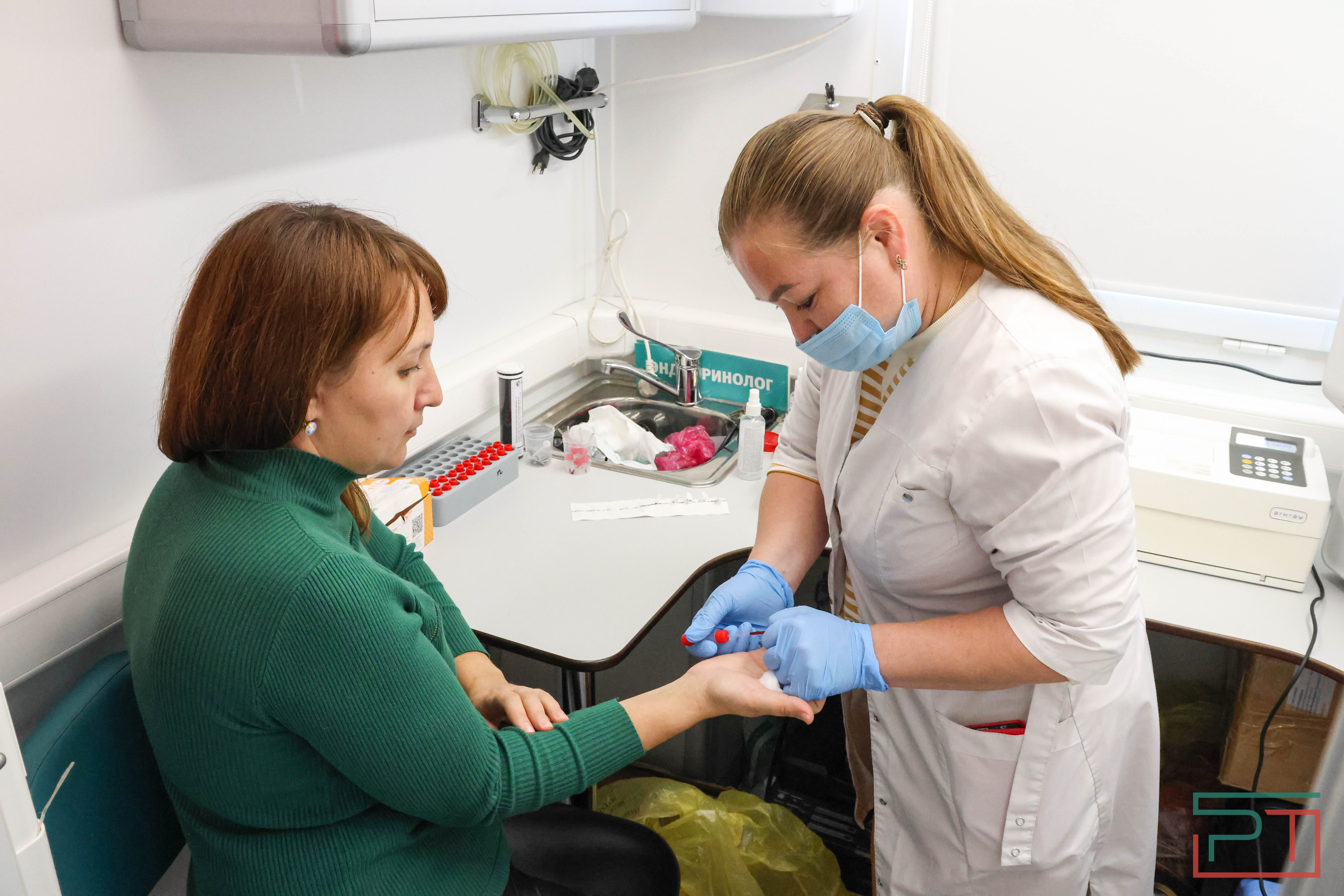 Мобильная поликлиника приехала в Тимофеевку