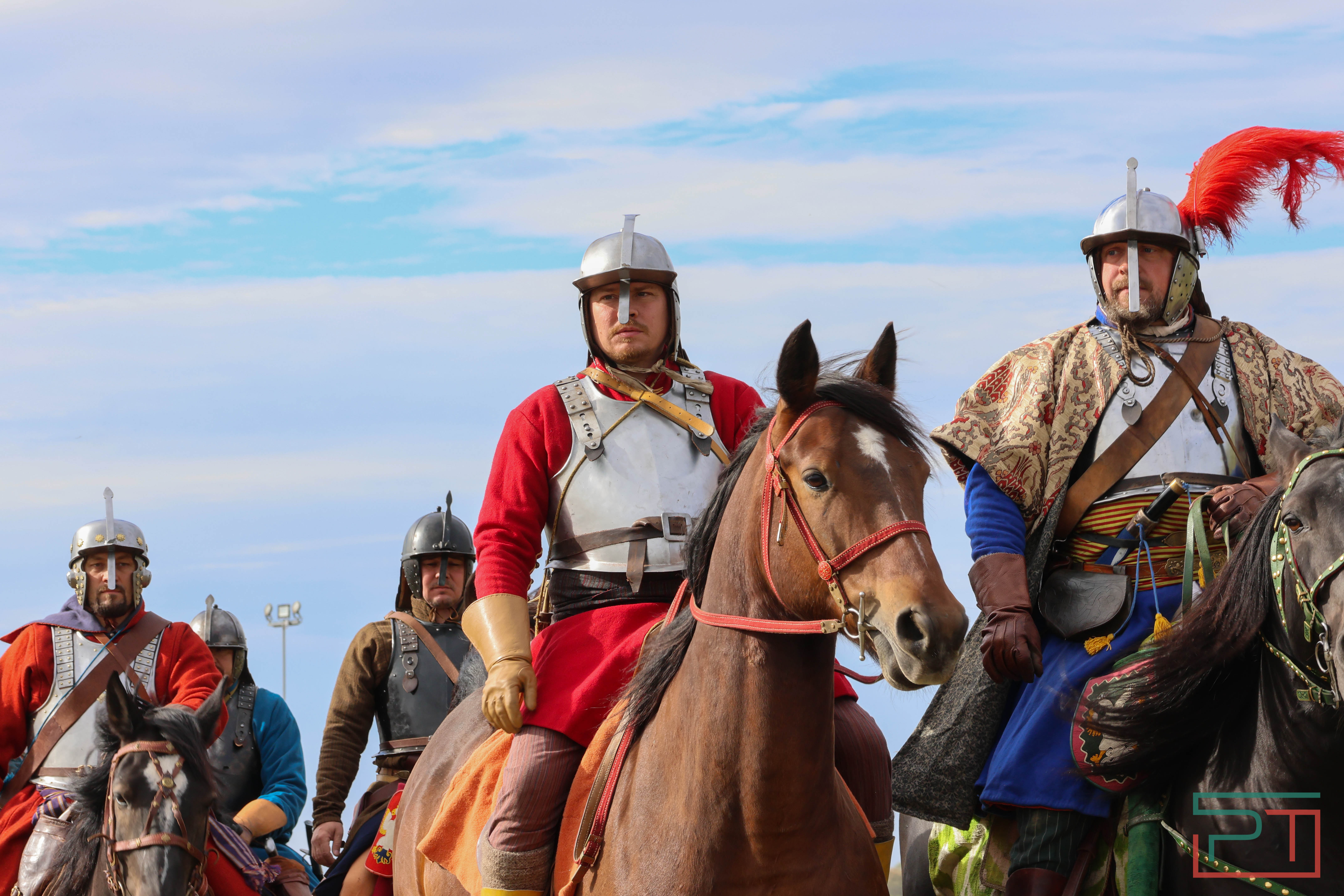 Постреляли из мушкета, погадали у шамана: в Болгаре прошел фестиваль «Путешествие в прошлое»