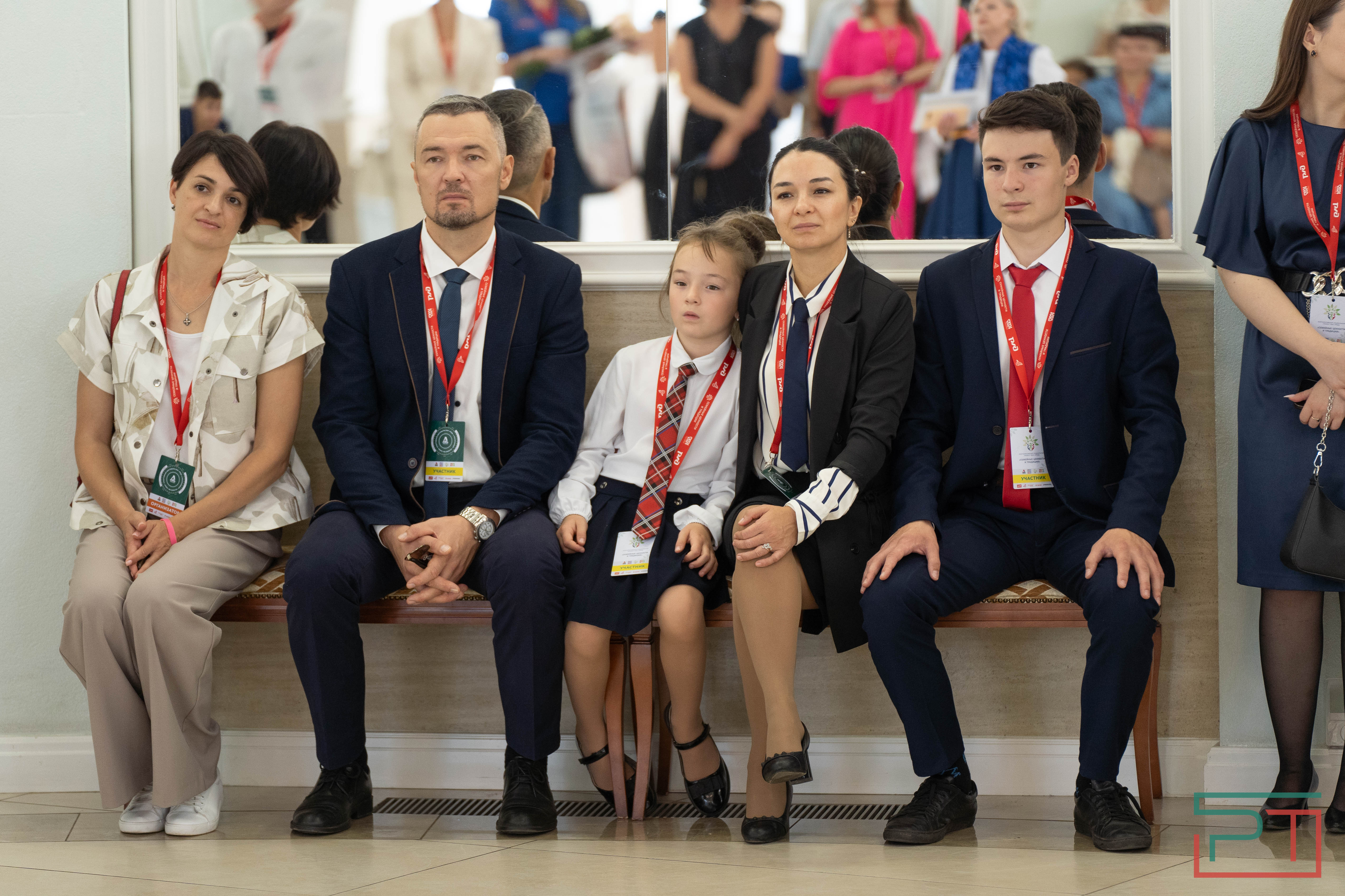 16 семей железнодорожников со всей России чествовали в Казани