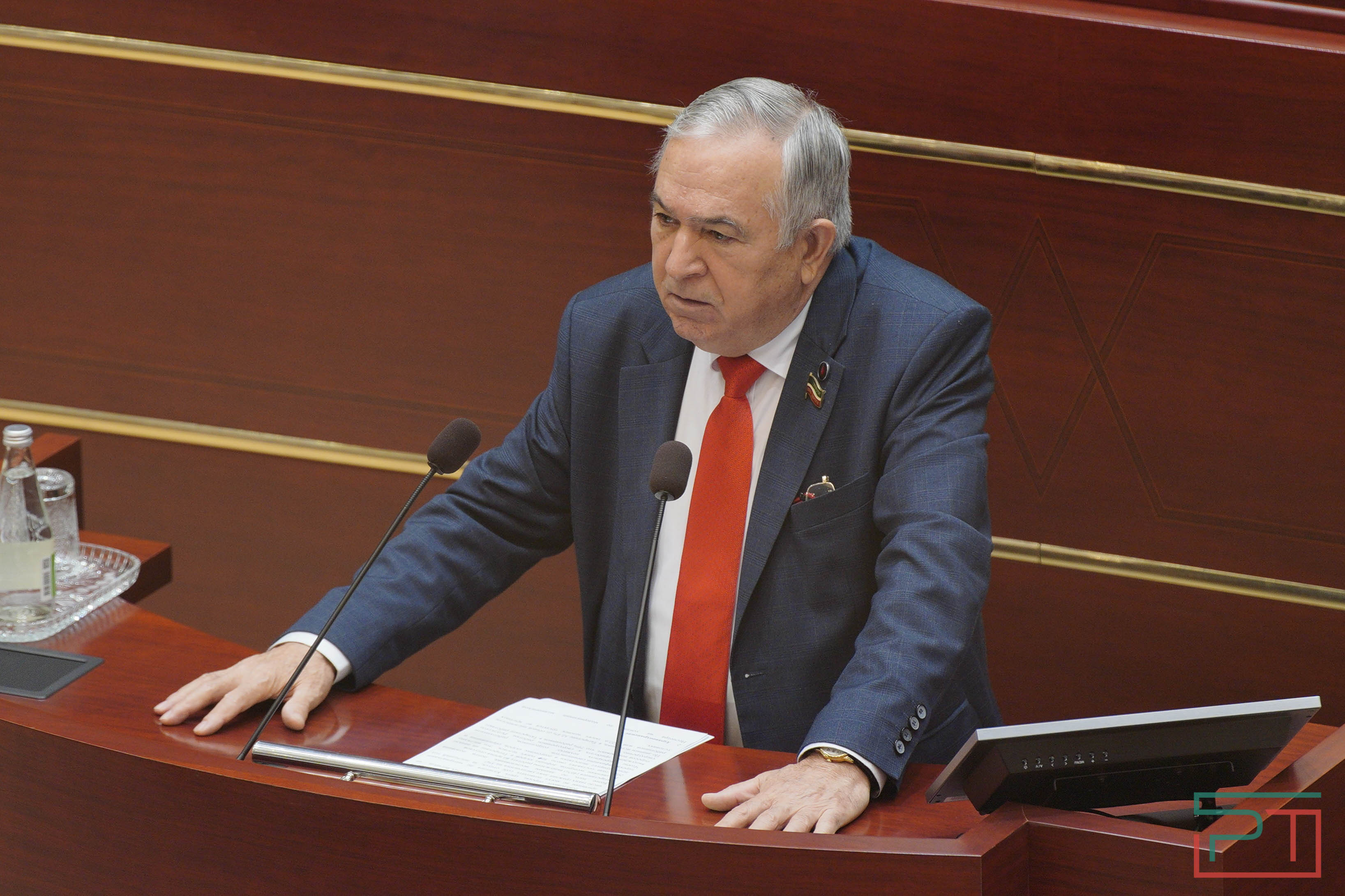 Обновили состав, сохранили костяк – седьмой созыв Госсовета избрал председателя и поделил портфели