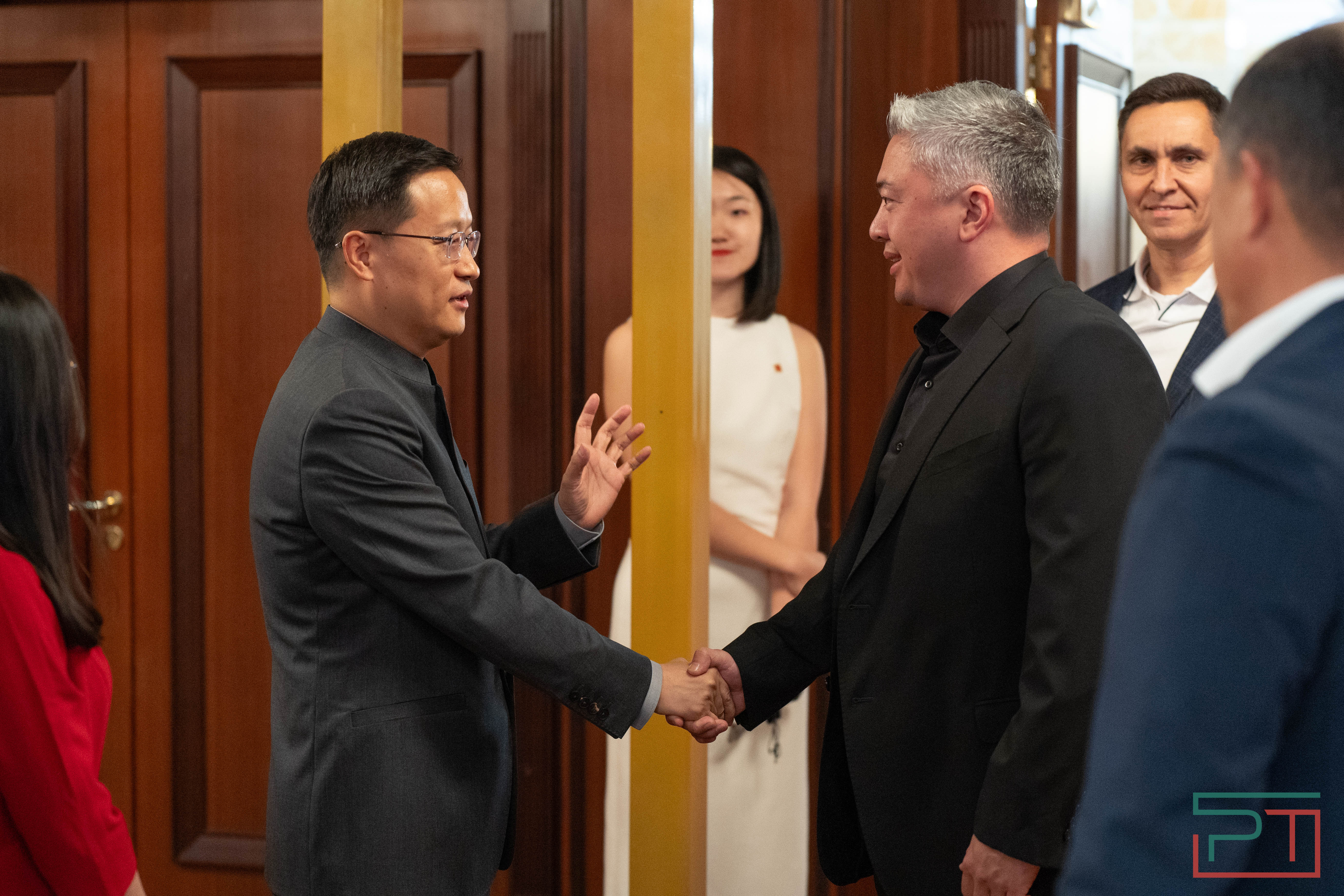 Прием, посвященный 75-летию дипотношений между Россией и КНР