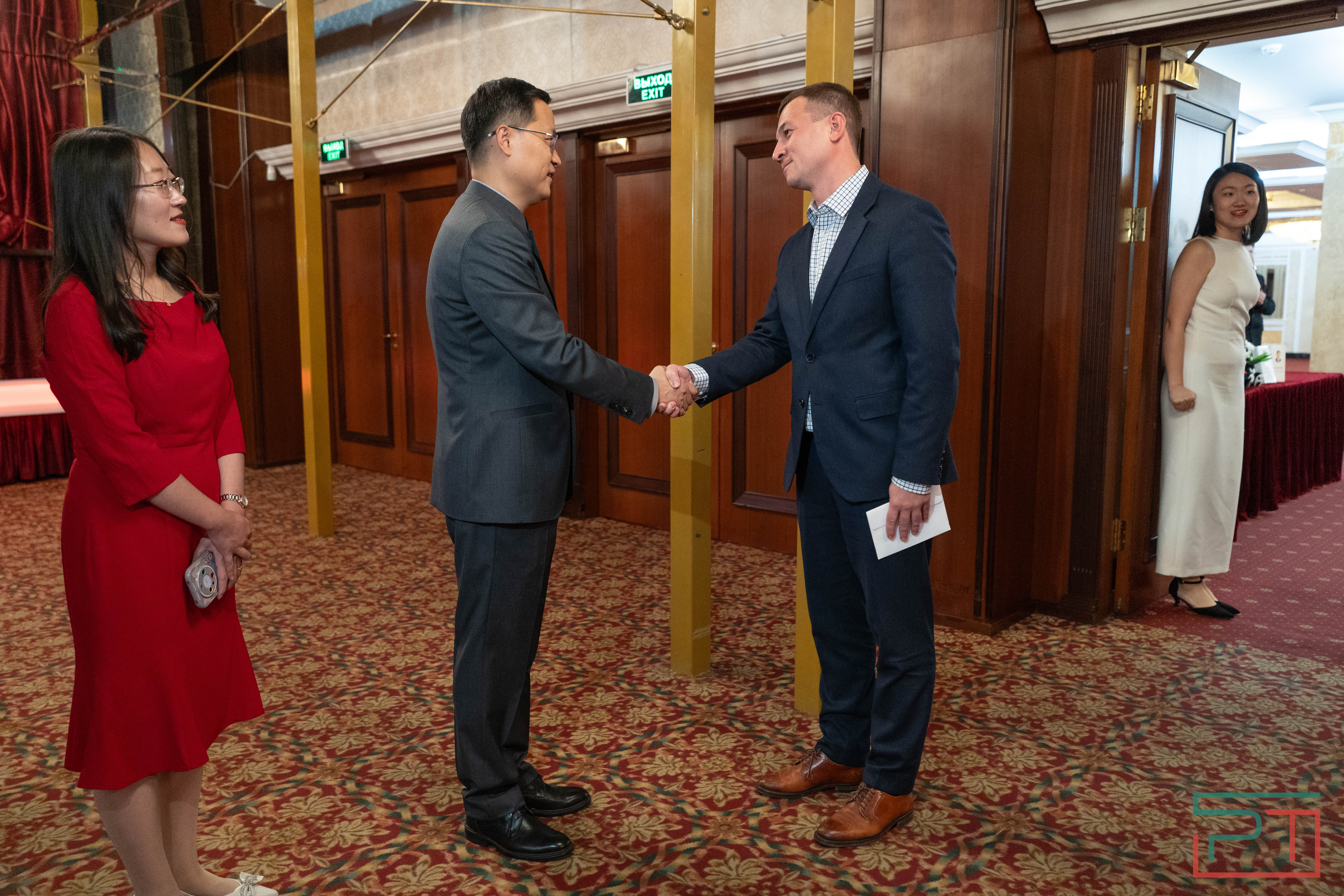 Прием, посвященный 75-летию дипотношений между Россией и КНР