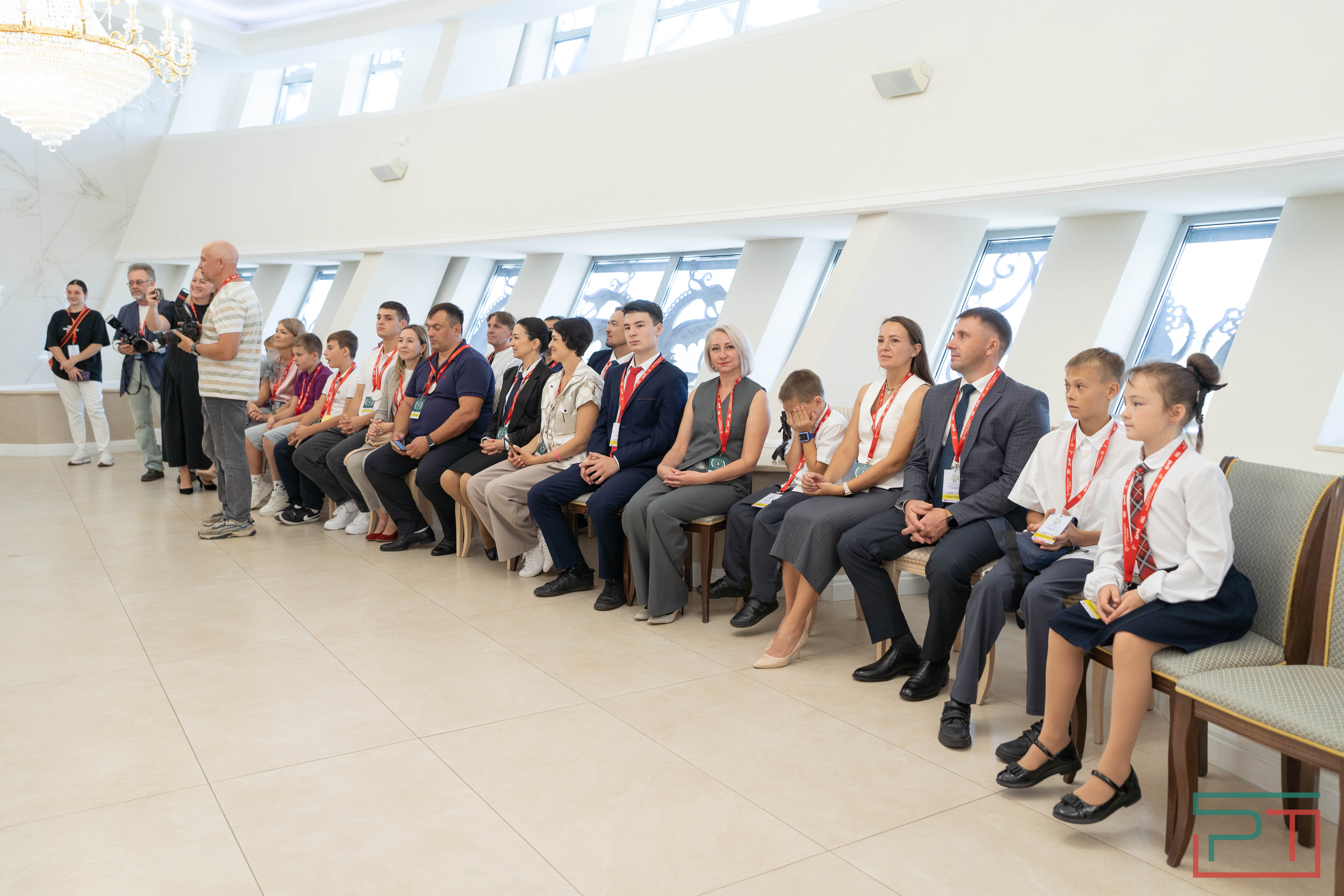 16 семей железнодорожников со всей России чествовали в Казани