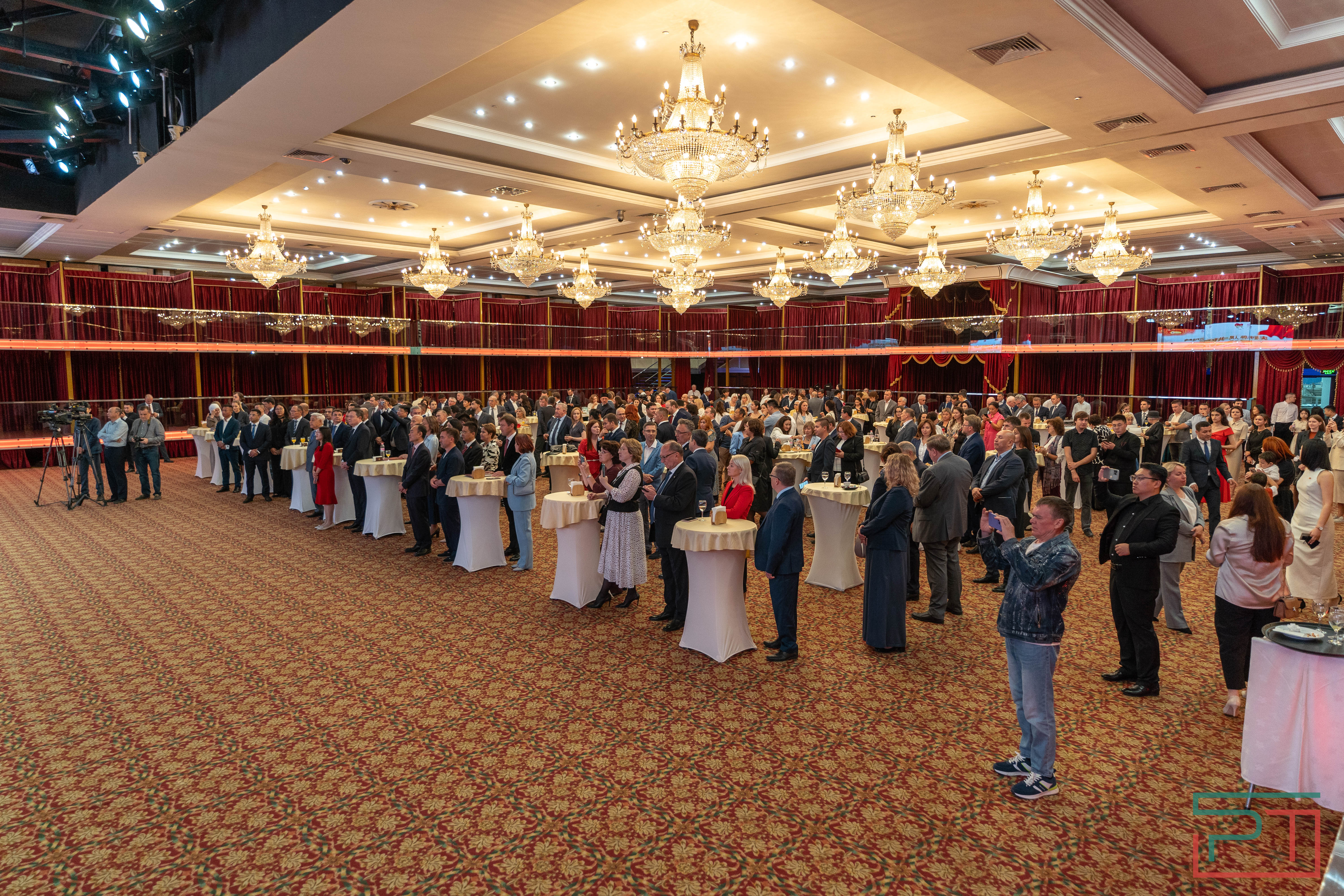 Прием, посвященный 75-летию дипотношений между Россией и КНР