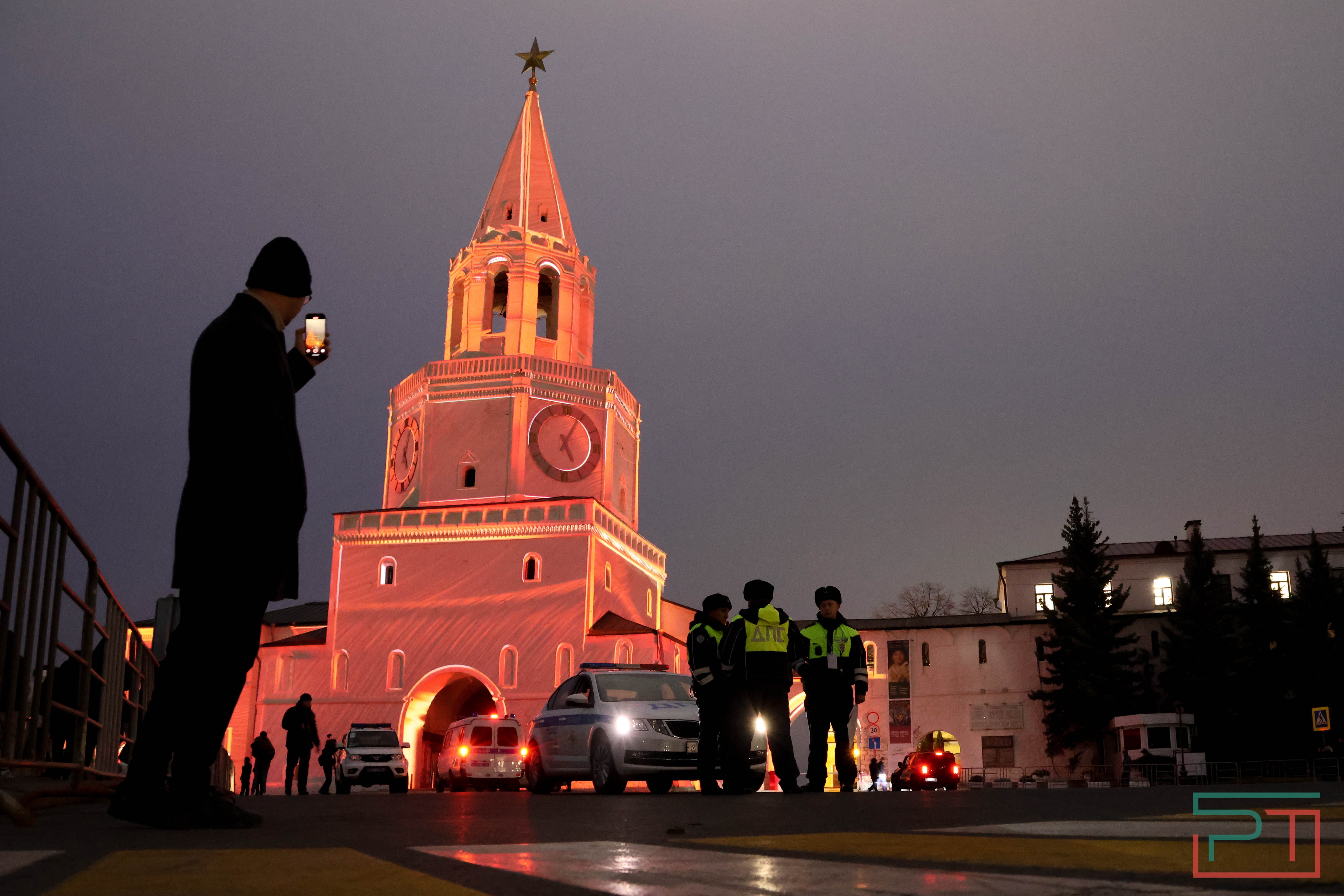 Световое шоу на стенах Казанского Кремля
