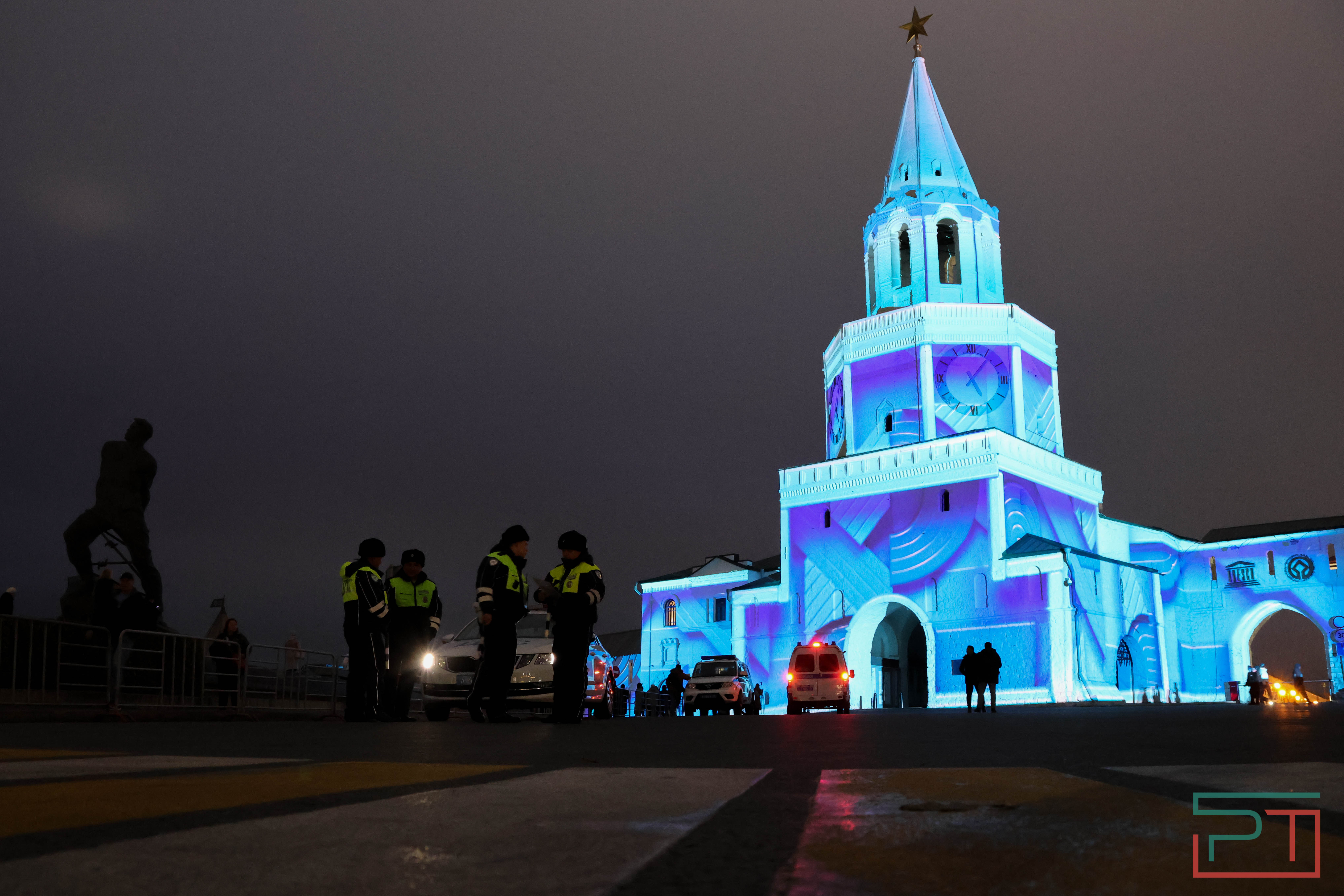 Световое шоу на стенах Казанского Кремля