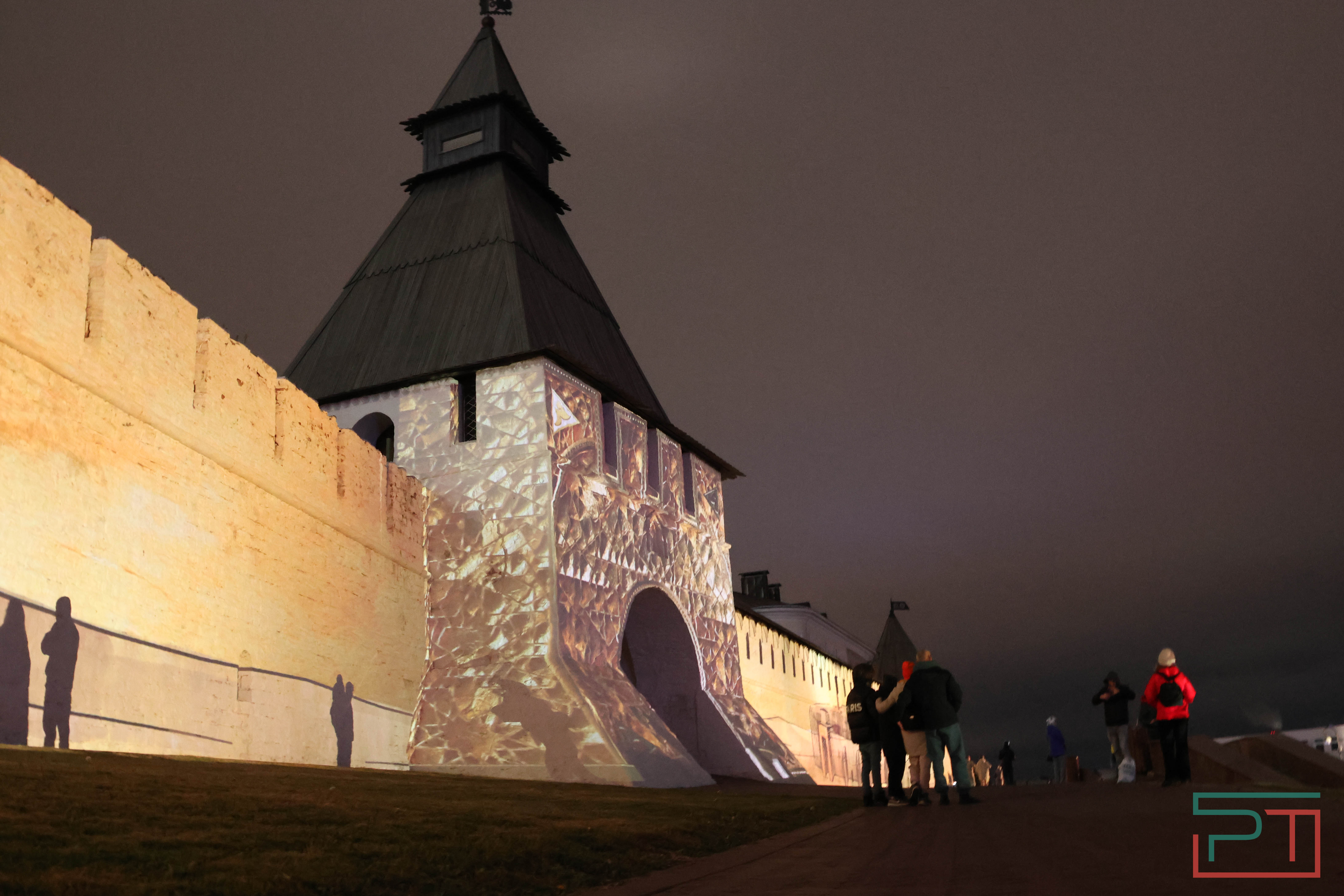 Световое шоу на стенах Казанского Кремля