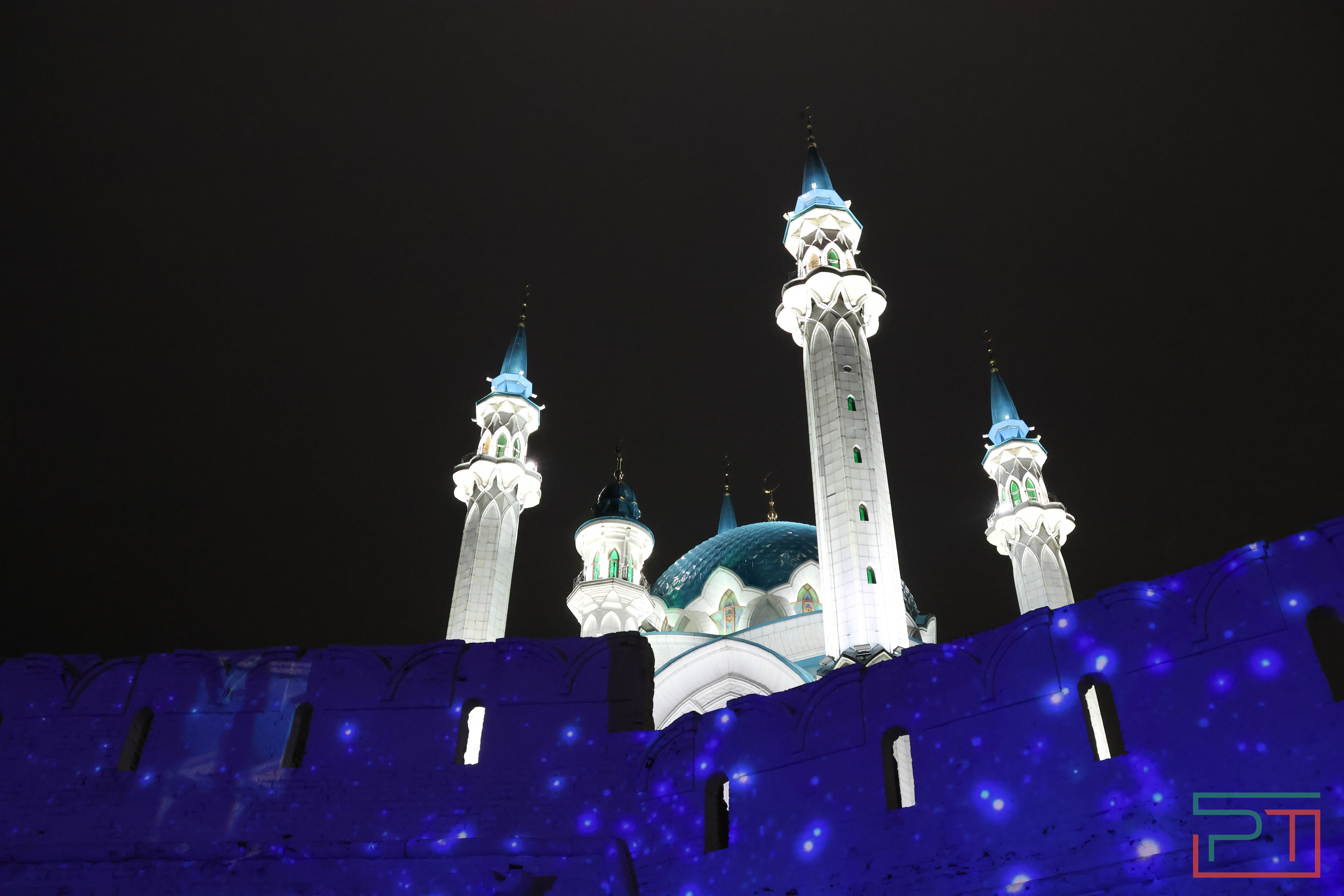 Световое шоу на стенах Казанского Кремля