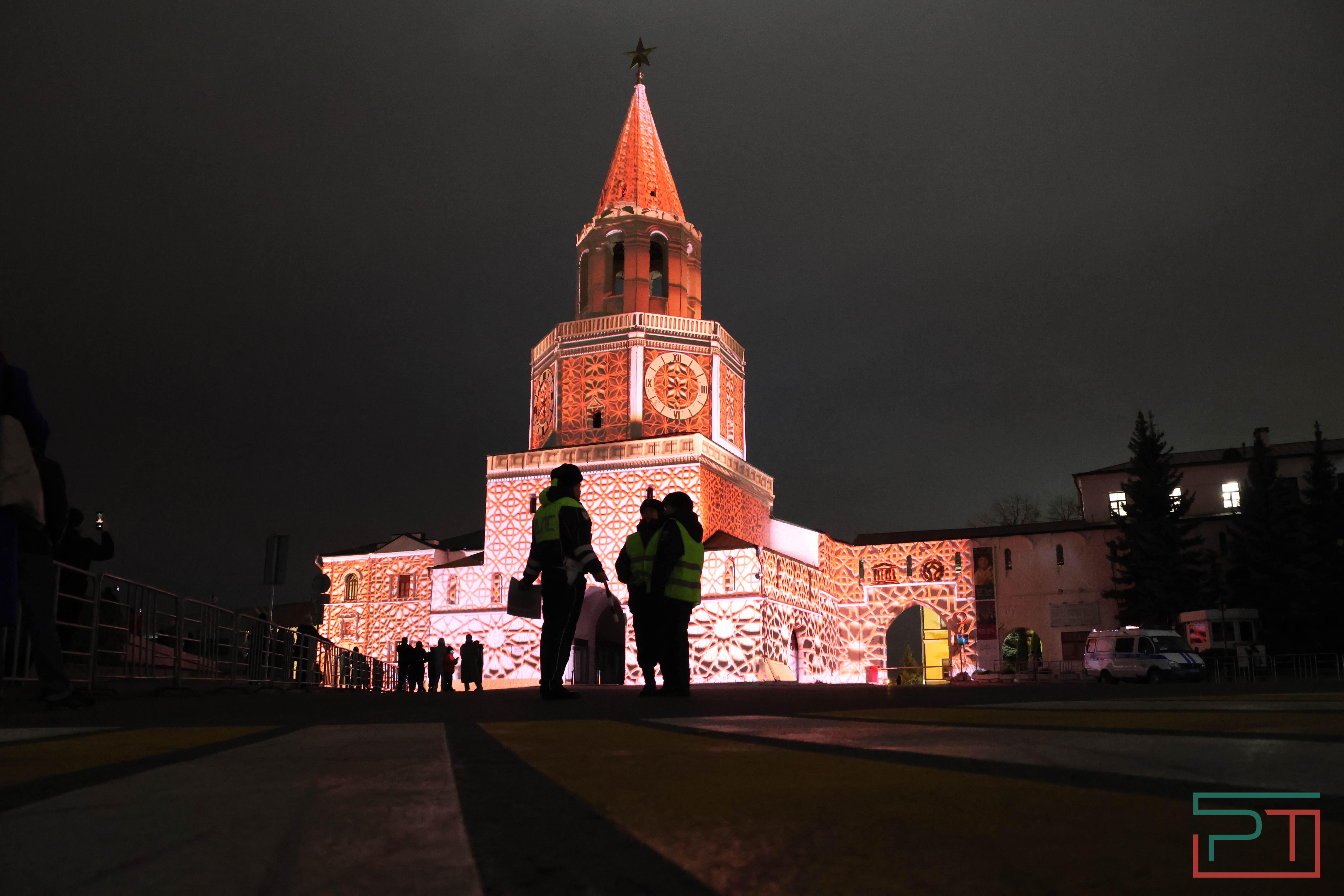 Световое шоу на стенах Казанского Кремля
