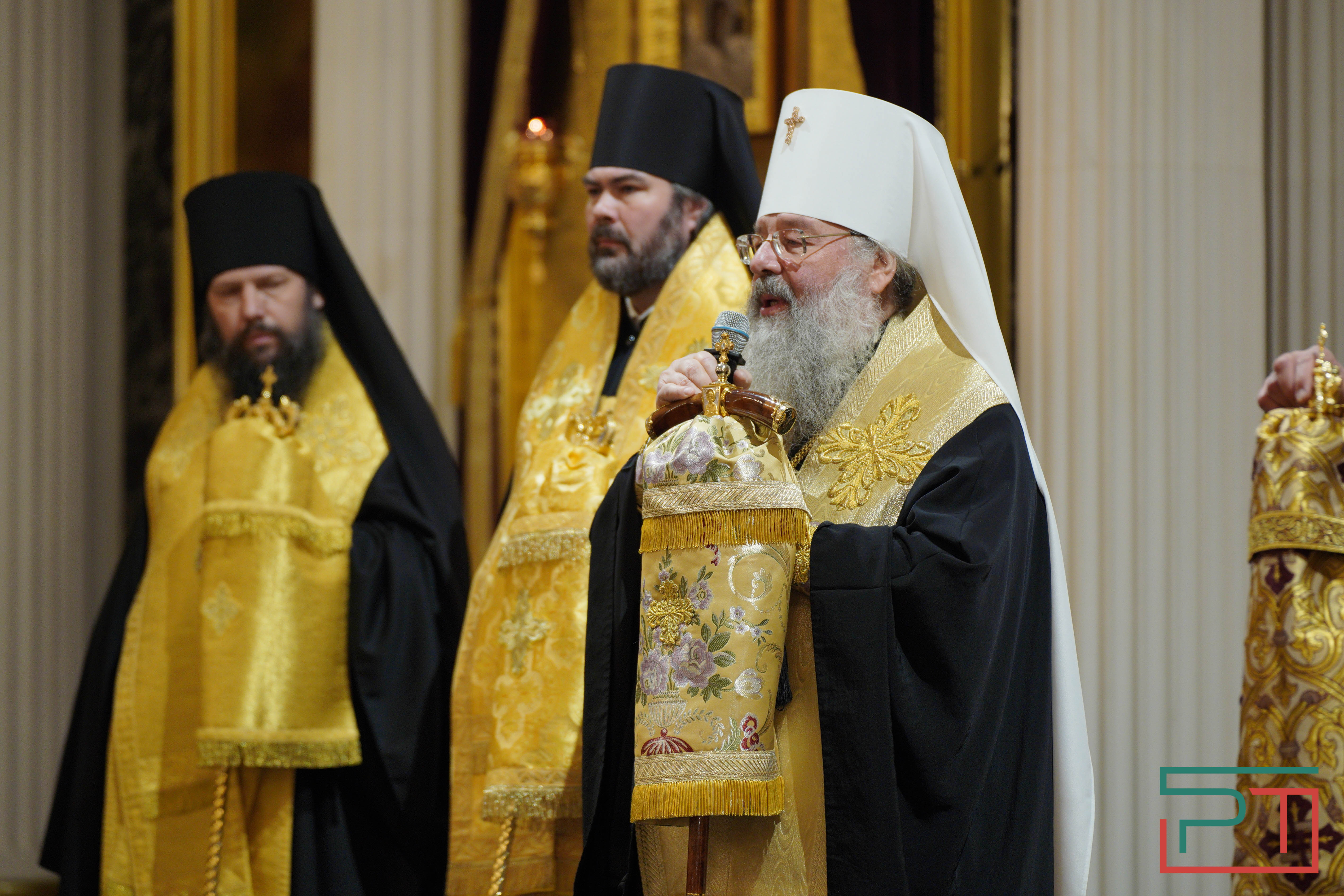В Казанский собор доставили Седмиезерную икону