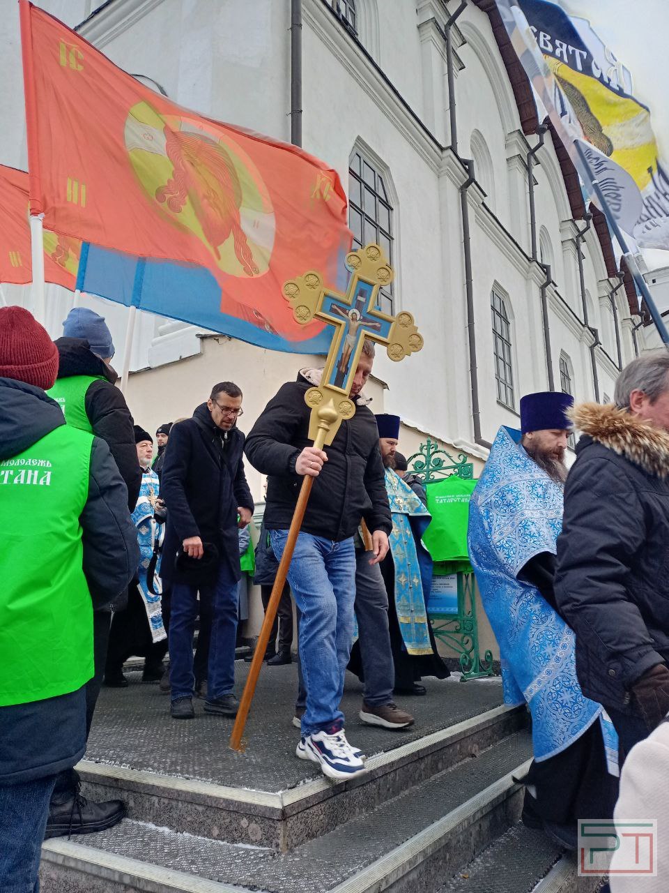«Это день особой благодарности Царице Небесной»: в Казани прошел крестный ход с иконой Богородицы