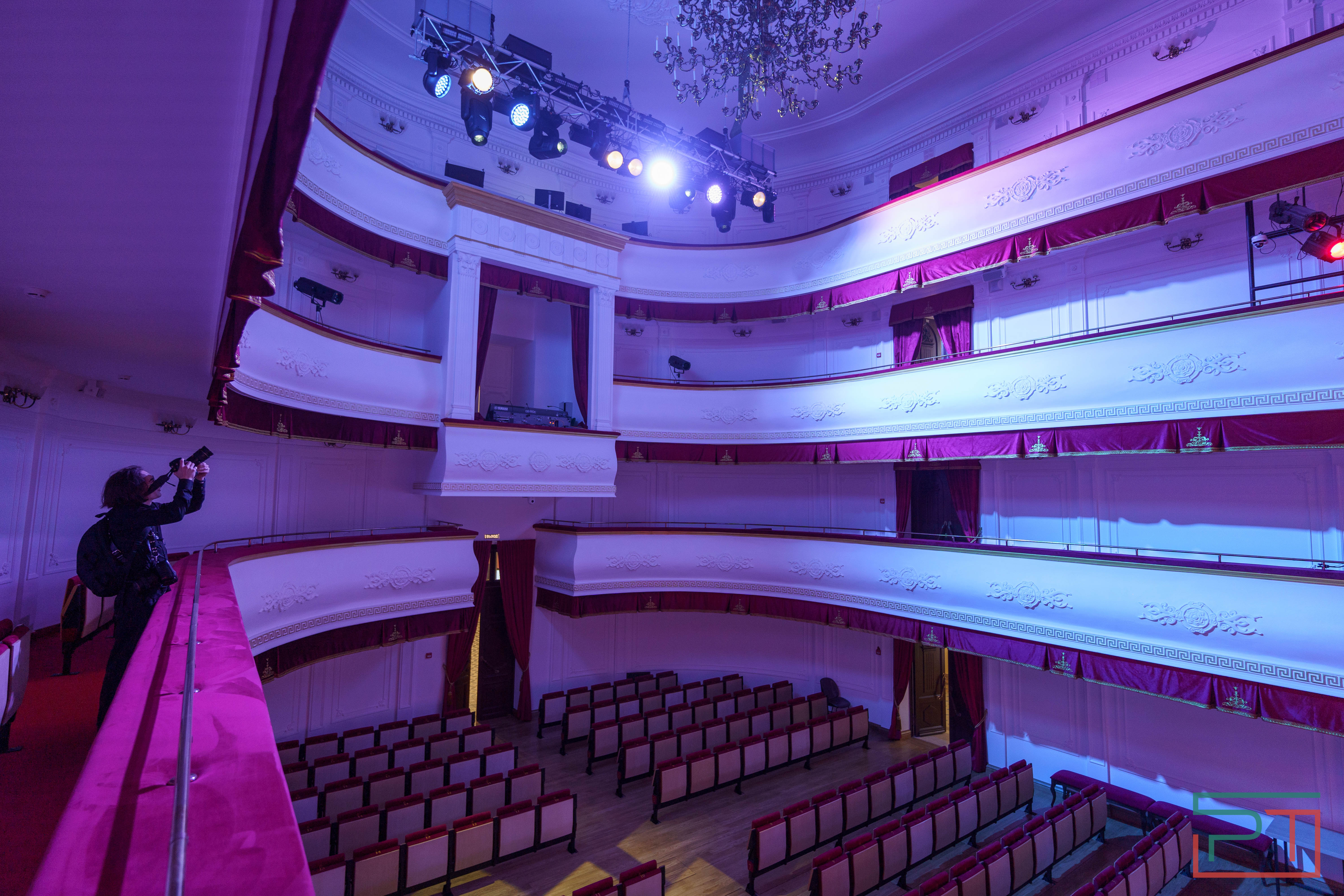 Пресс-тур по зданию Алафузовского театра