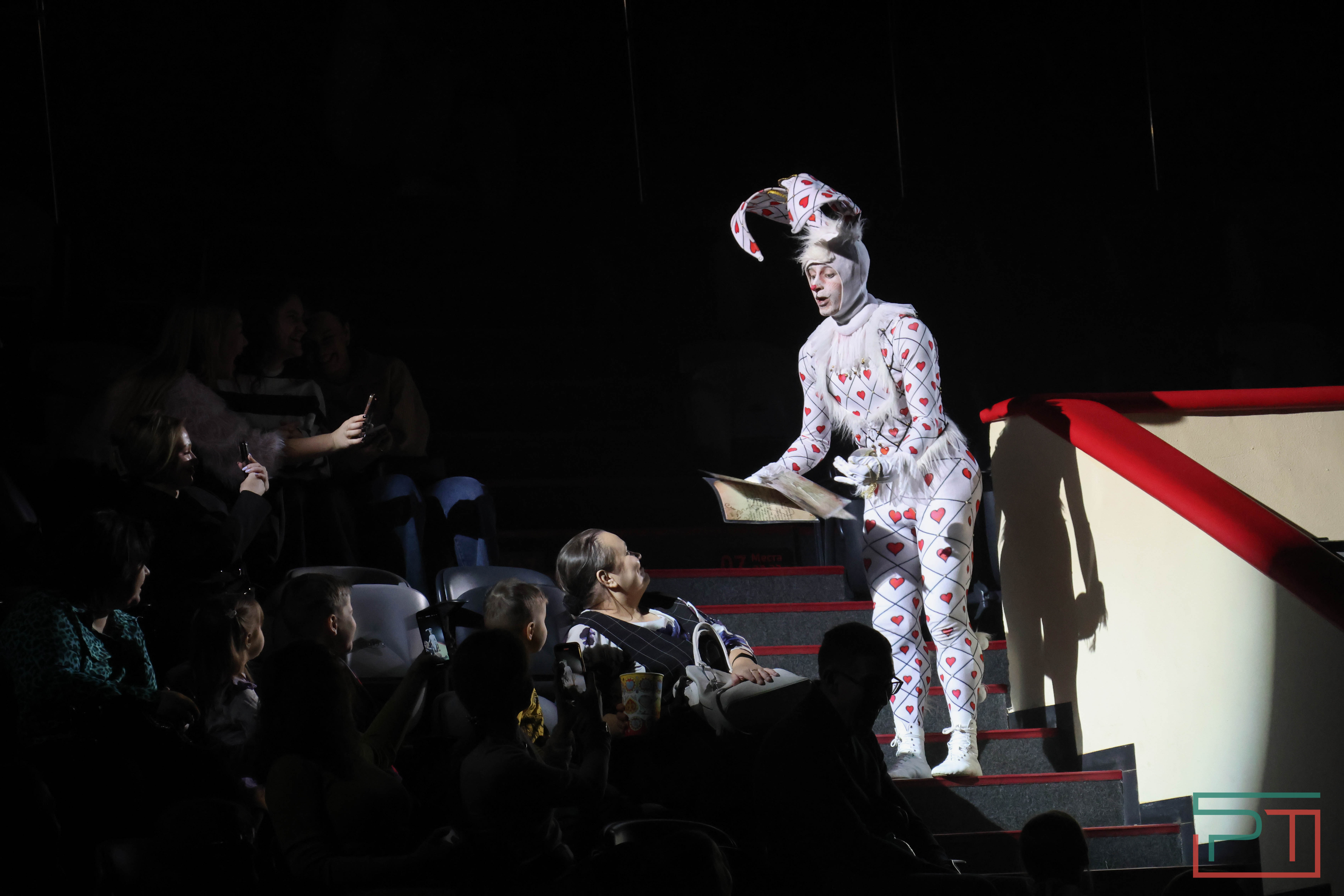 Чудесатая сказка на новый лад: в Казанском цирке состоялась премьера новогоднего шоу «Лабиринт»