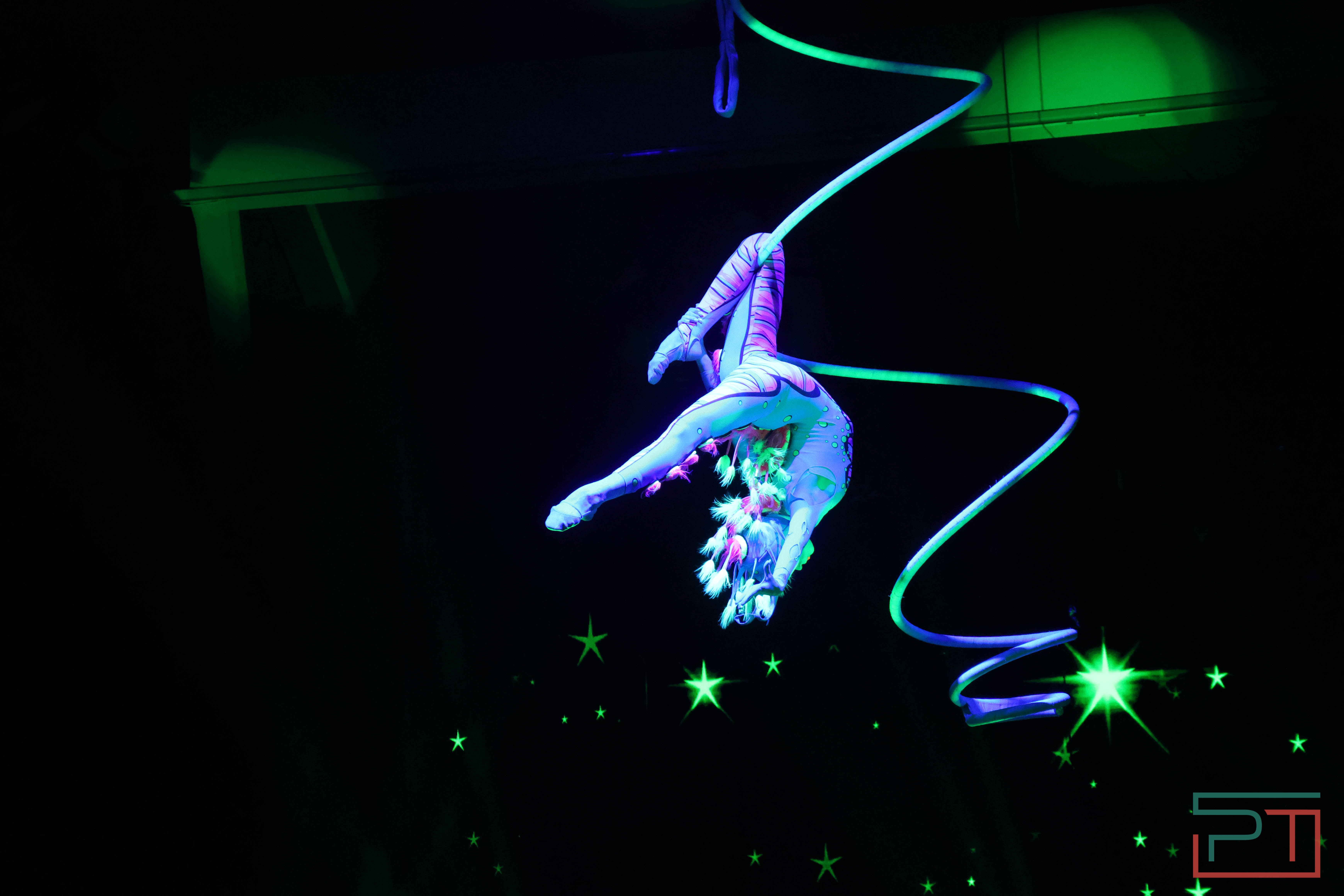 Чудесатая сказка на новый лад: в Казанском цирке состоялась премьера новогоднего шоу «Лабиринт»