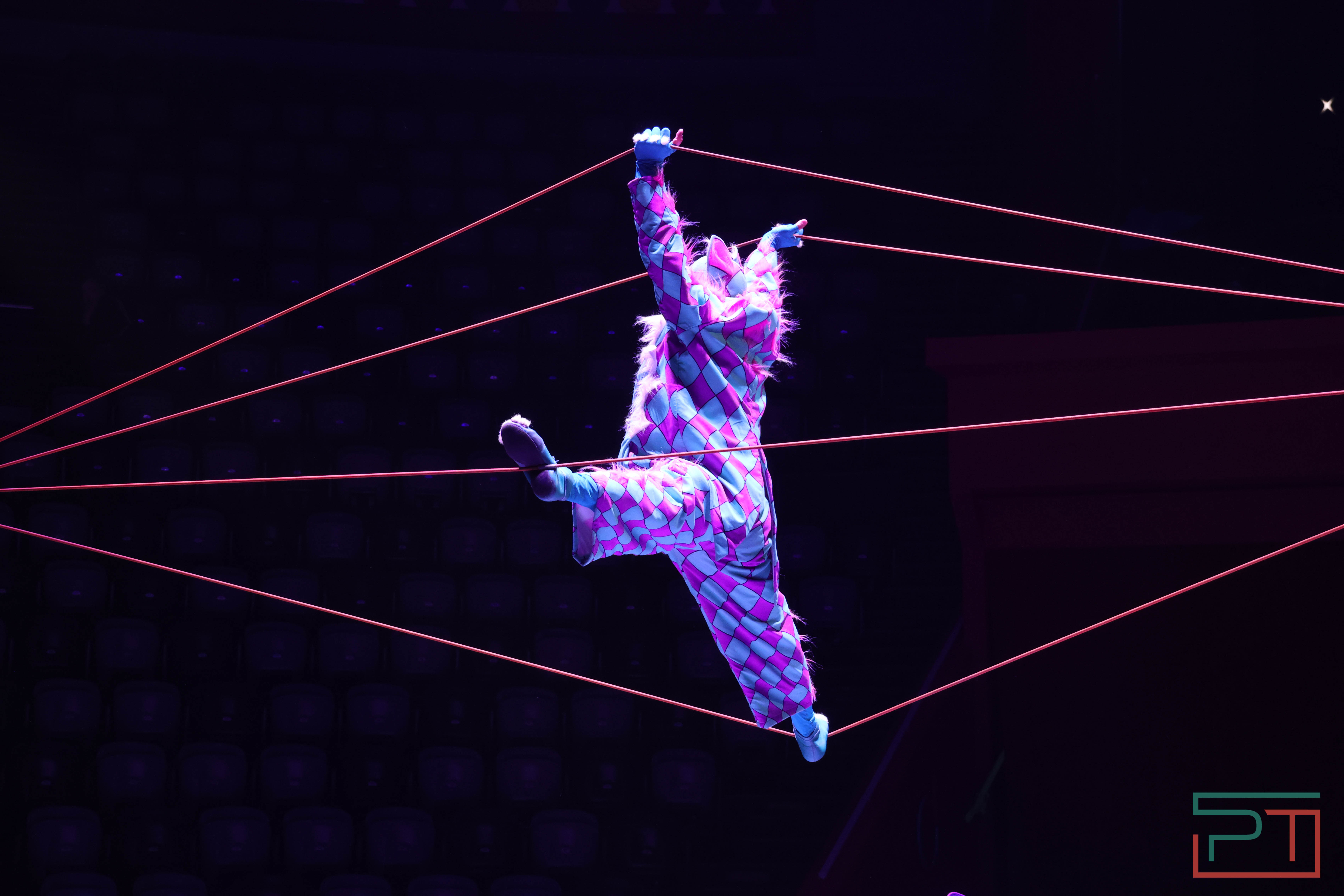 Чудесатая сказка на новый лад: в Казанском цирке состоялась премьера новогоднего шоу «Лабиринт»