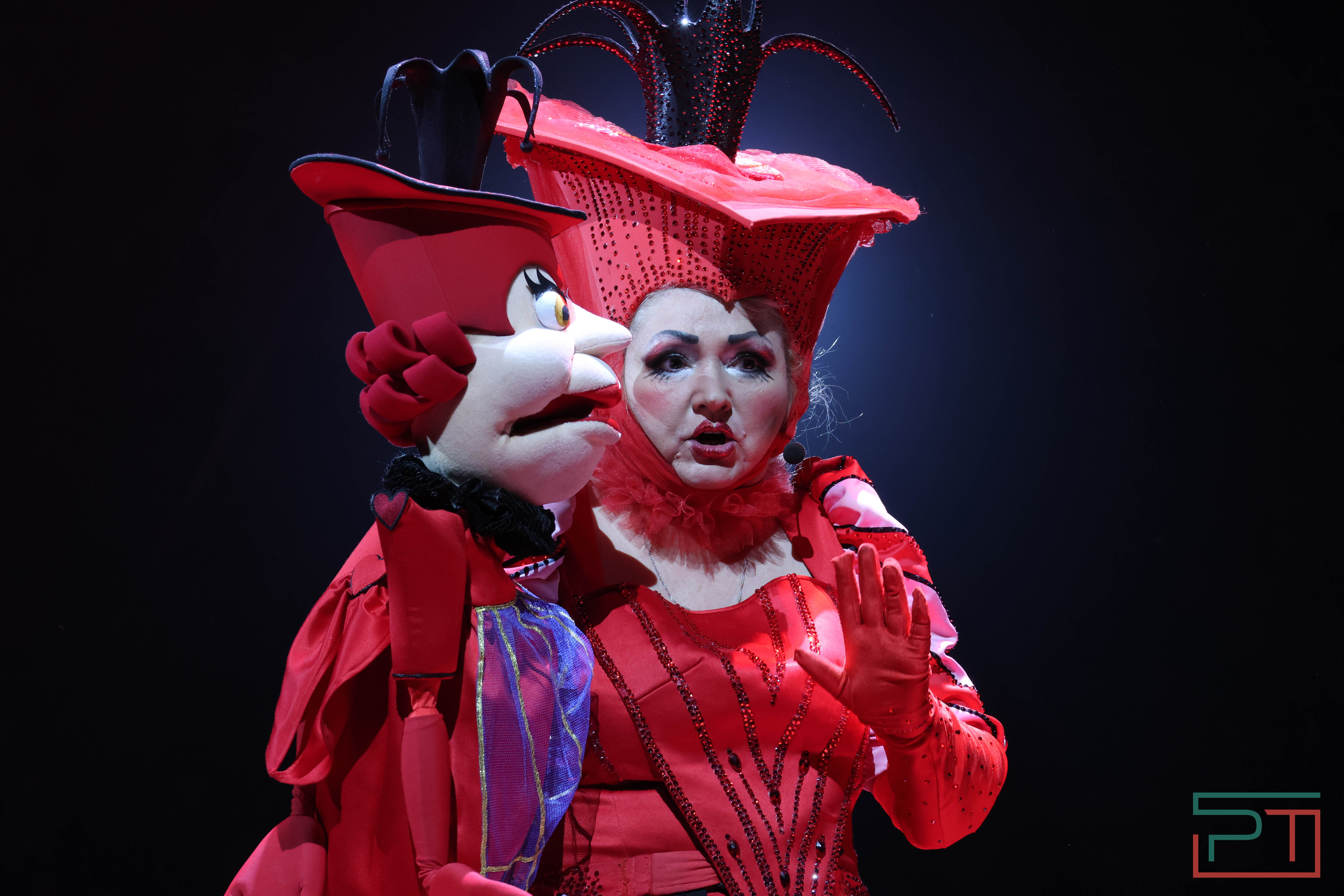 Чудесатая сказка на новый лад: в Казанском цирке состоялась премьера новогоднего шоу «Лабиринт»