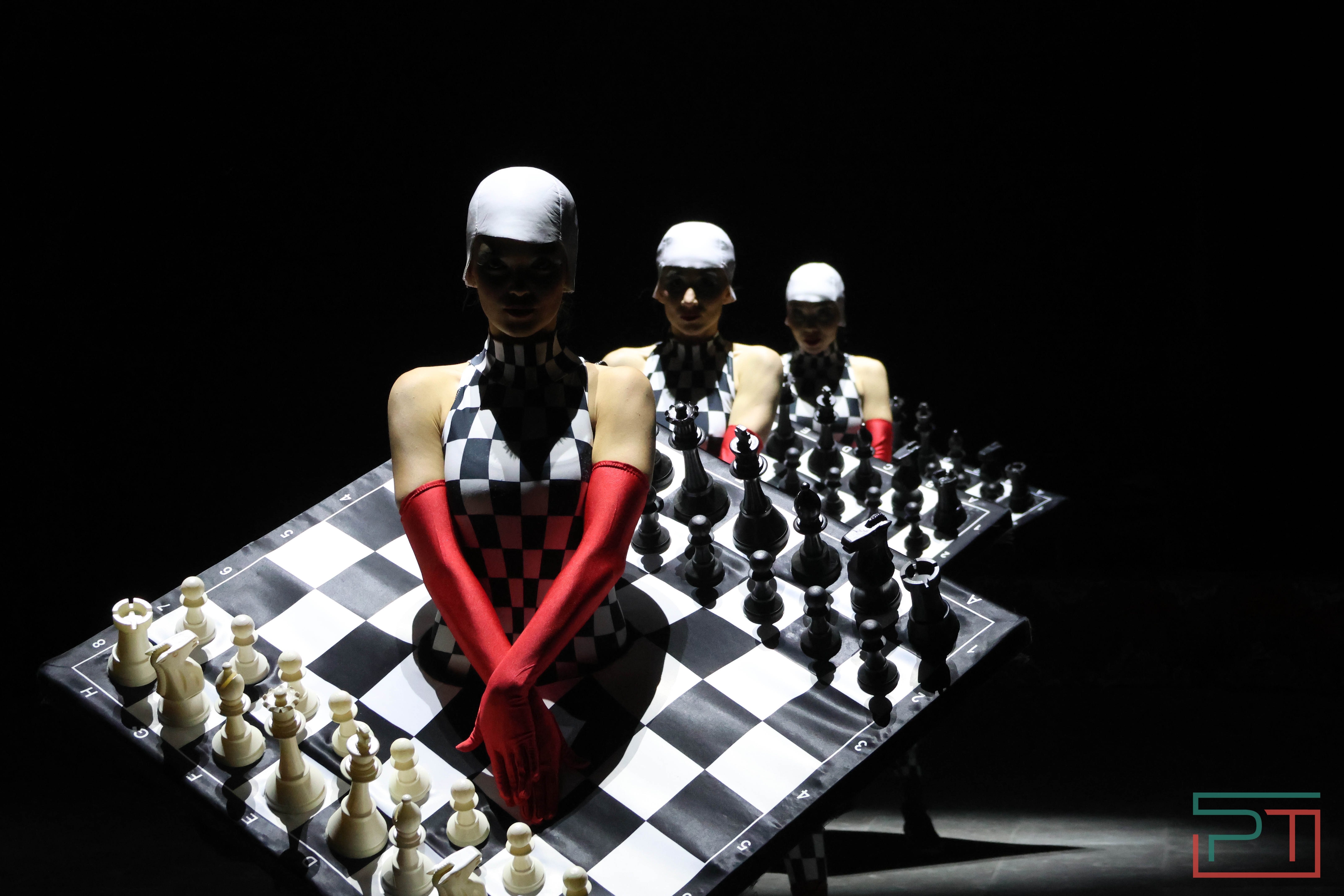 Чудесатая сказка на новый лад: в Казанском цирке состоялась премьера новогоднего шоу «Лабиринт»