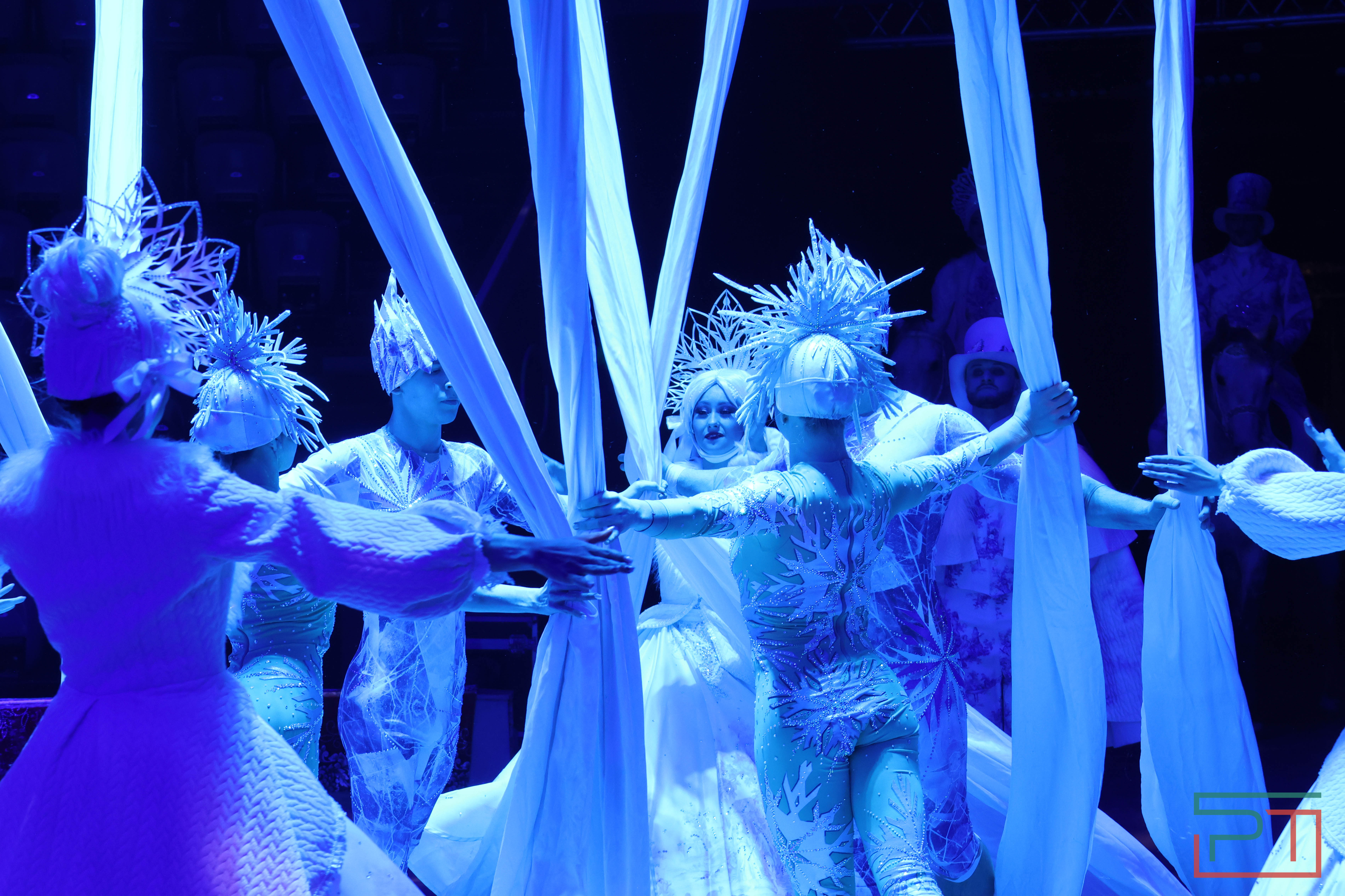 Чудесатая сказка на новый лад: в Казанском цирке состоялась премьера новогоднего шоу «Лабиринт»