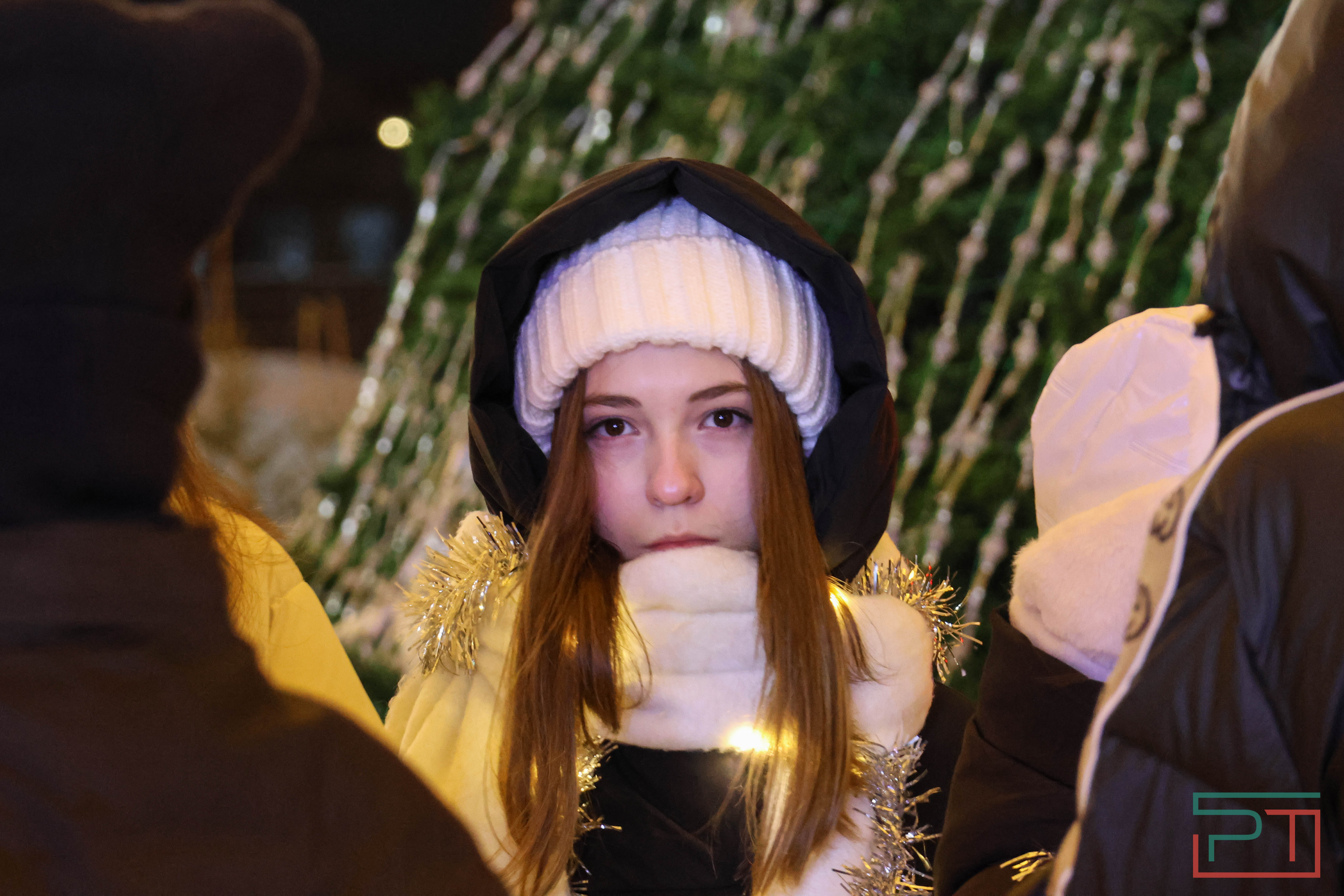 В Казани официально открыли главную елку города