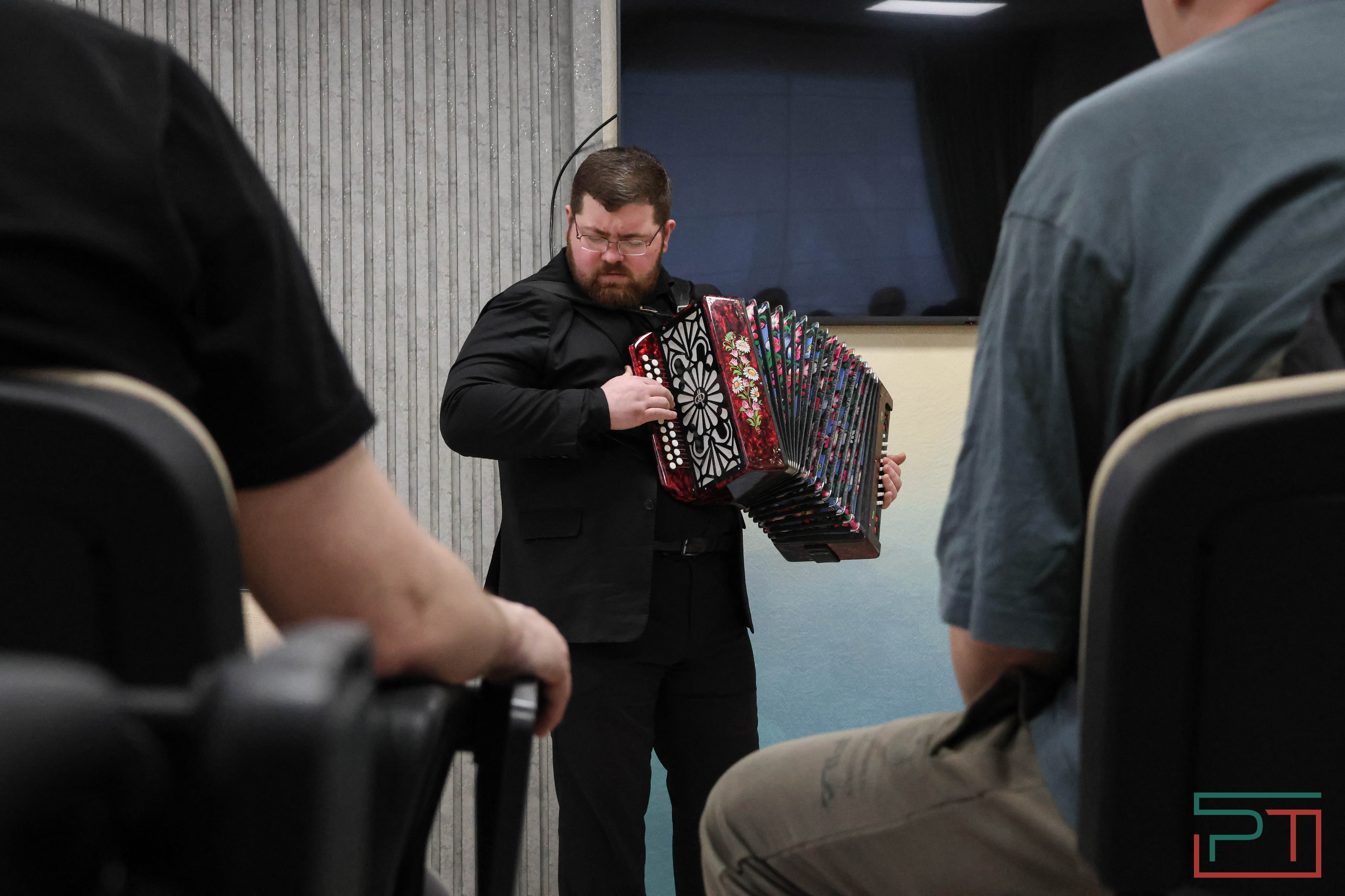 «Для Вас, родные!»