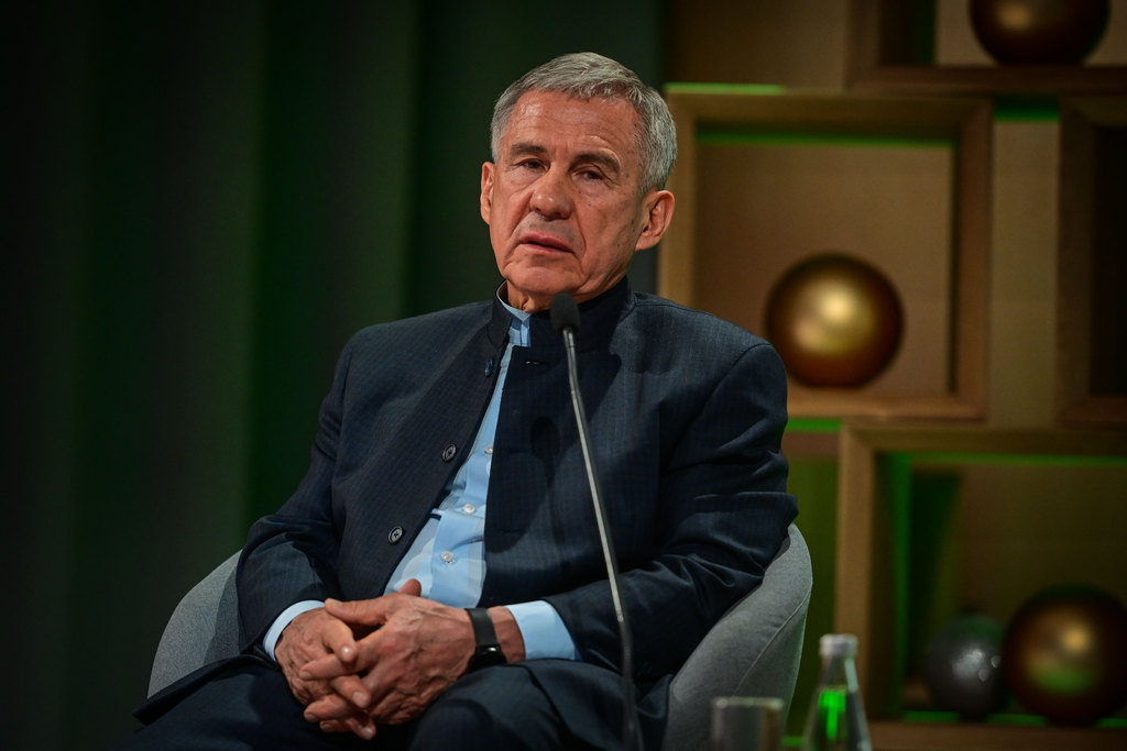 Рустам Минниханов: «Нужны новые подходы, чтобы люди заводили детей»