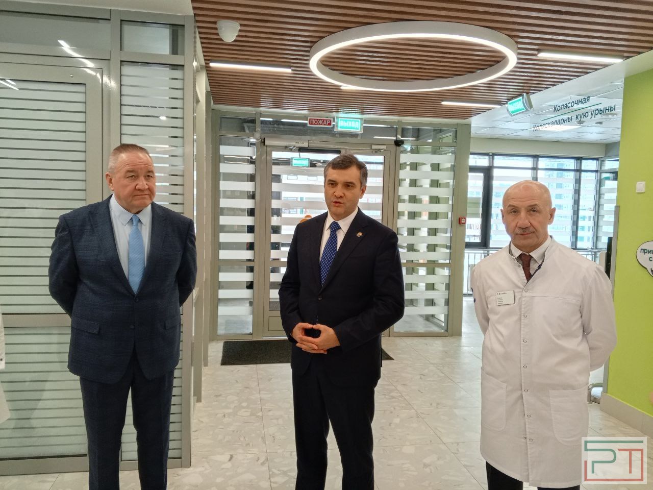 До чего дошел прогресс: в Татарстане начали делать операции роботы-хирурги