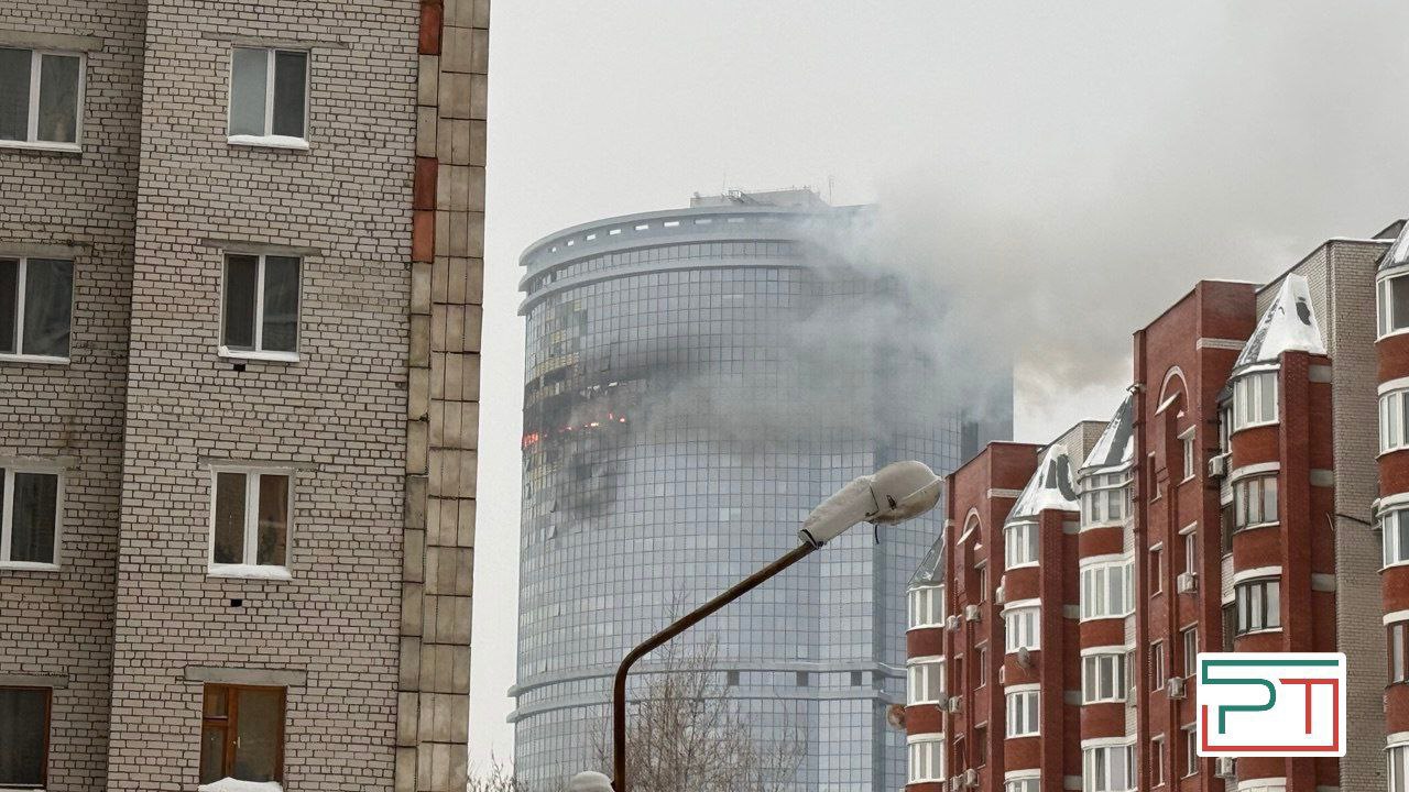 «Пожарный накрыл дочку своим телом»: как Казань пережила массовую атаку дронов
