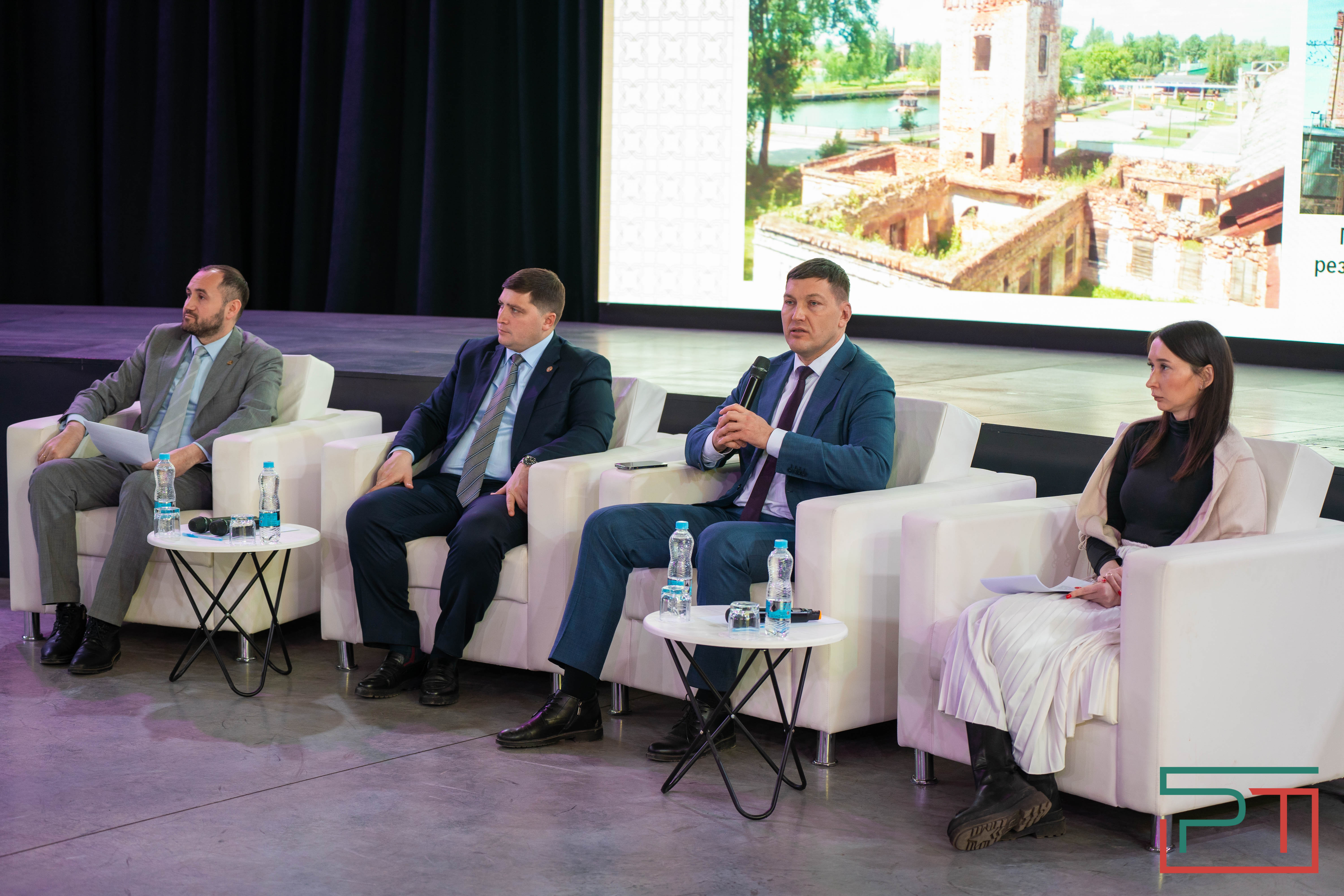 Пресс-тур по базе заводской конторы Ушкова