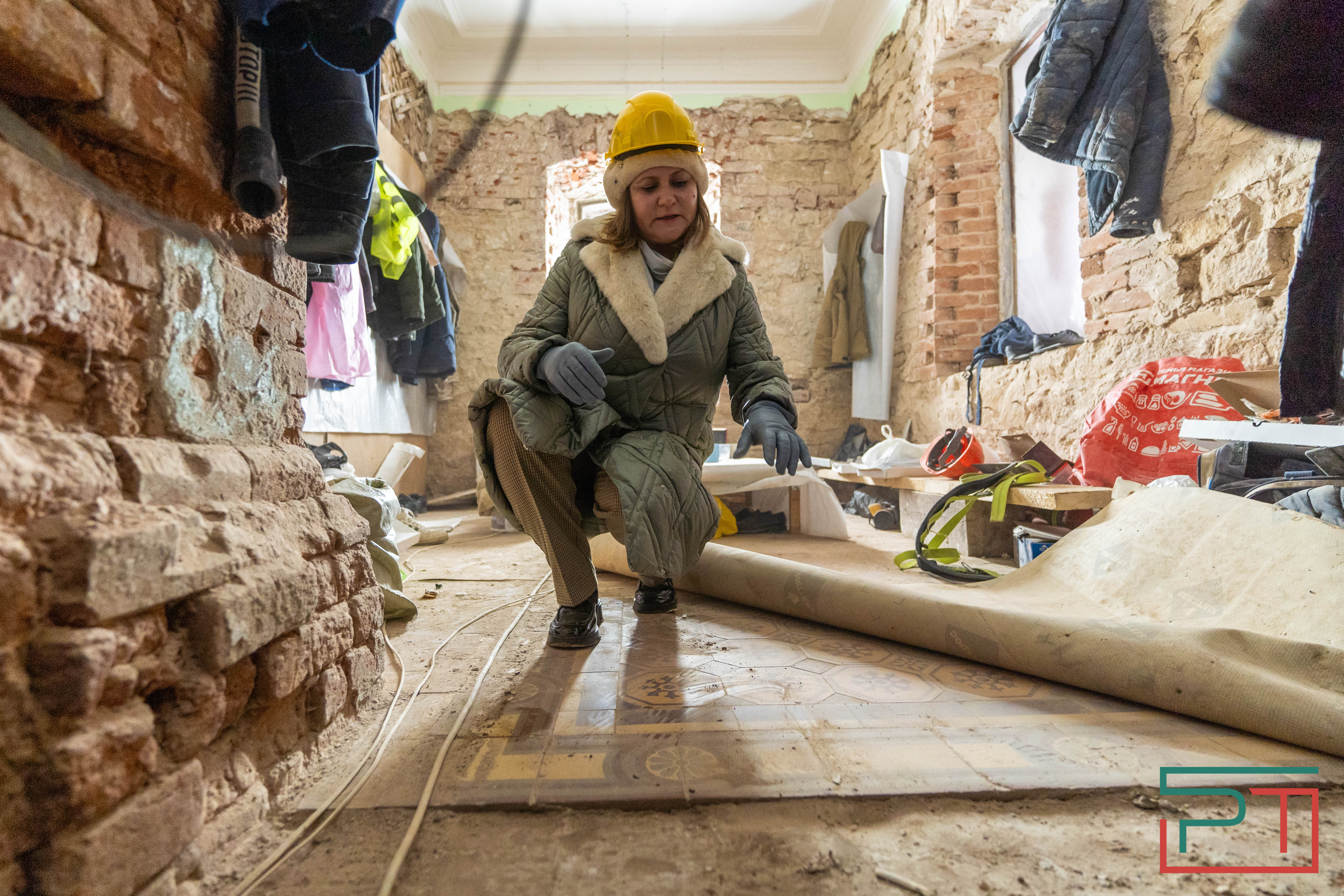 Пресс-тур по базе заводской конторы Ушкова