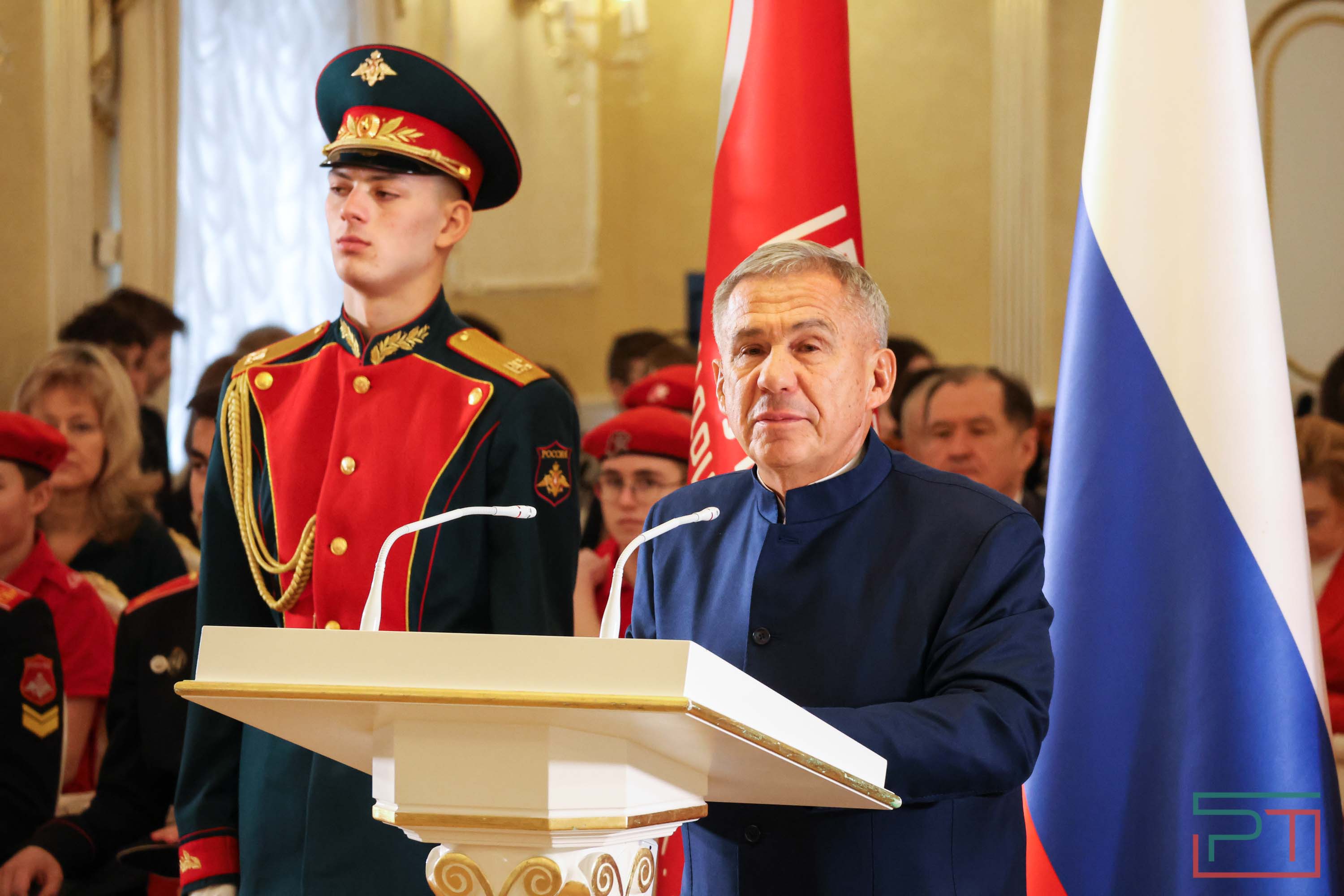 Вручение медалей ветеранам войны