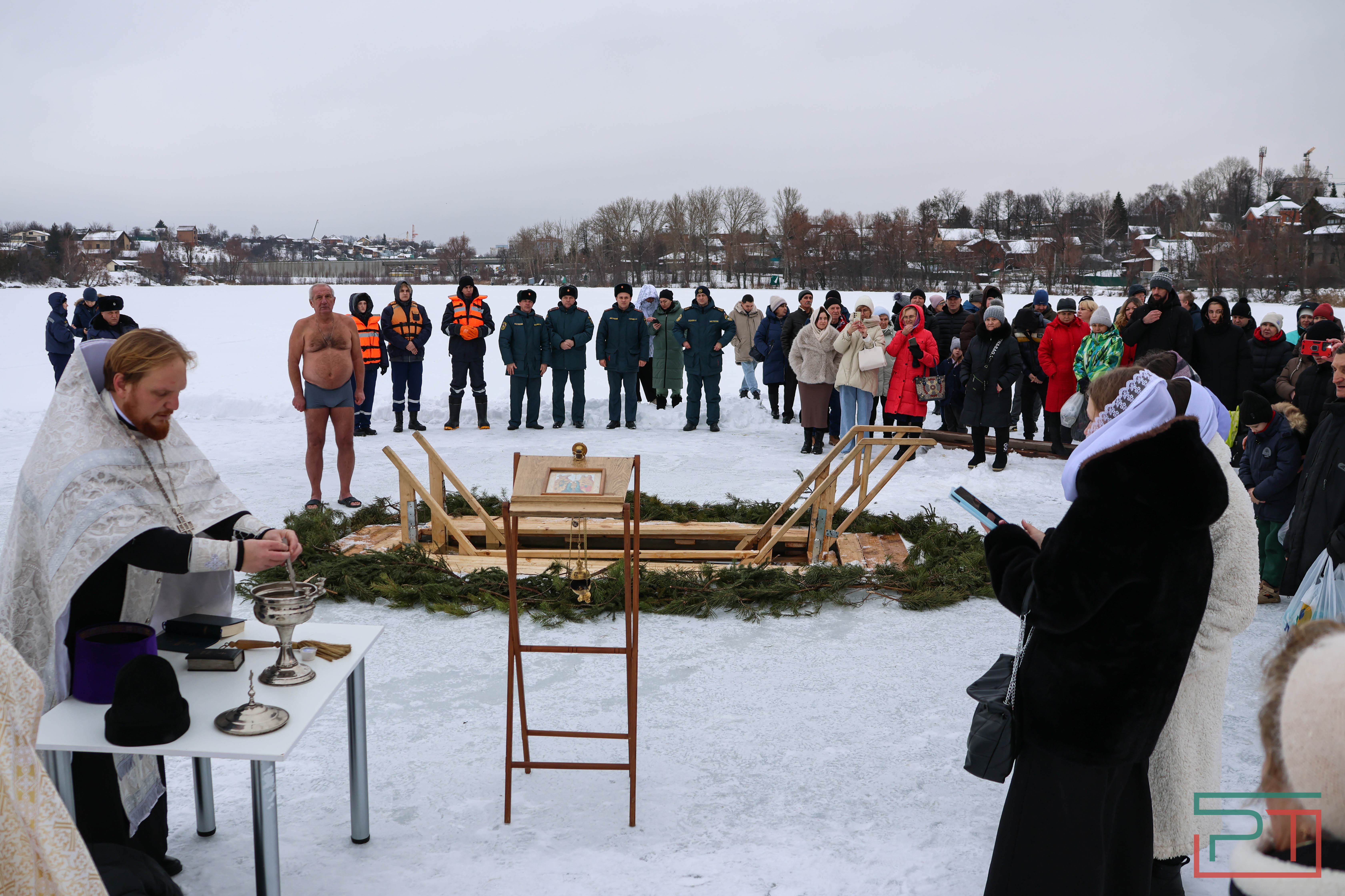 Крещенские купания на озере Верхний Кабан