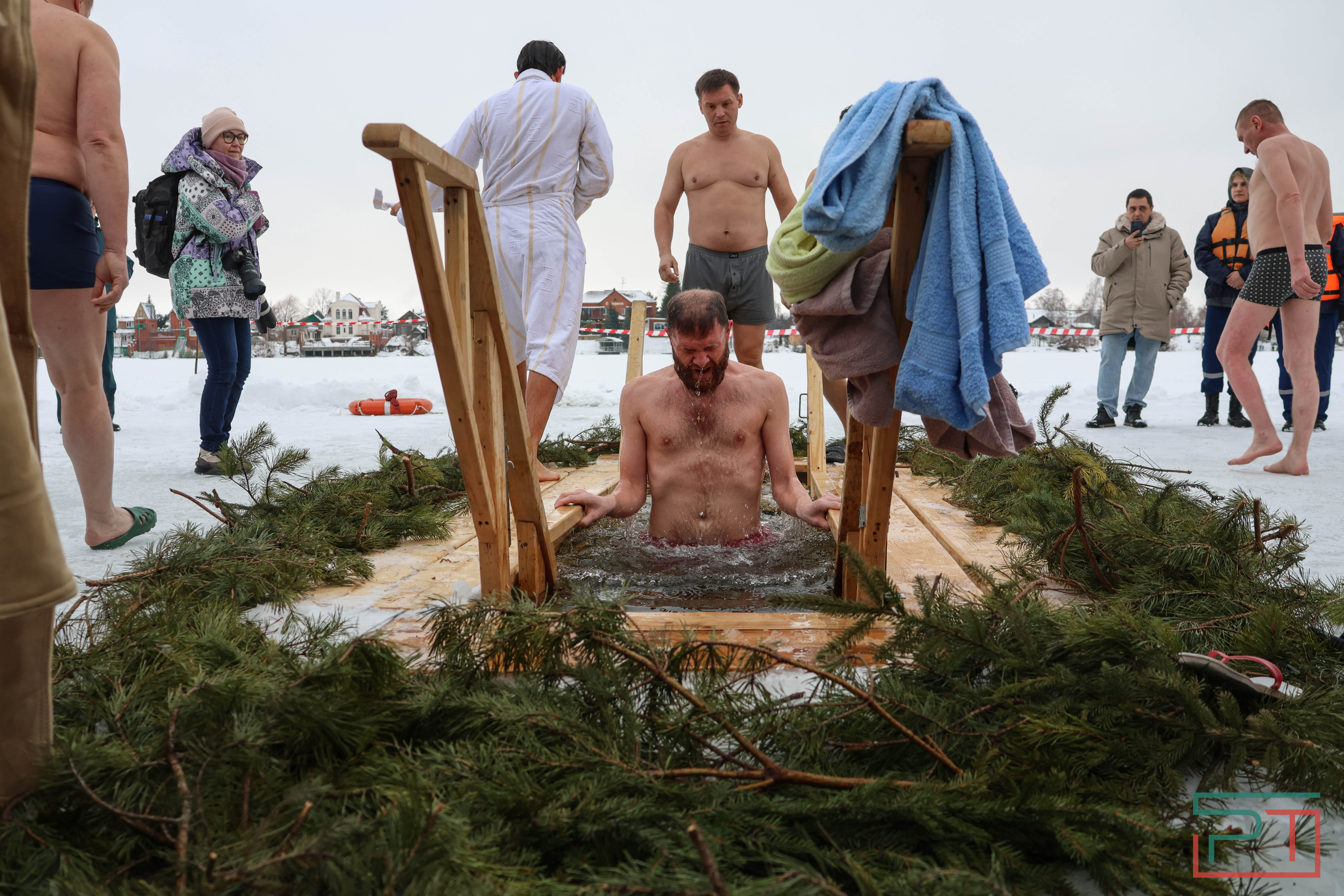 Крещенские купания на озере Верхний Кабан