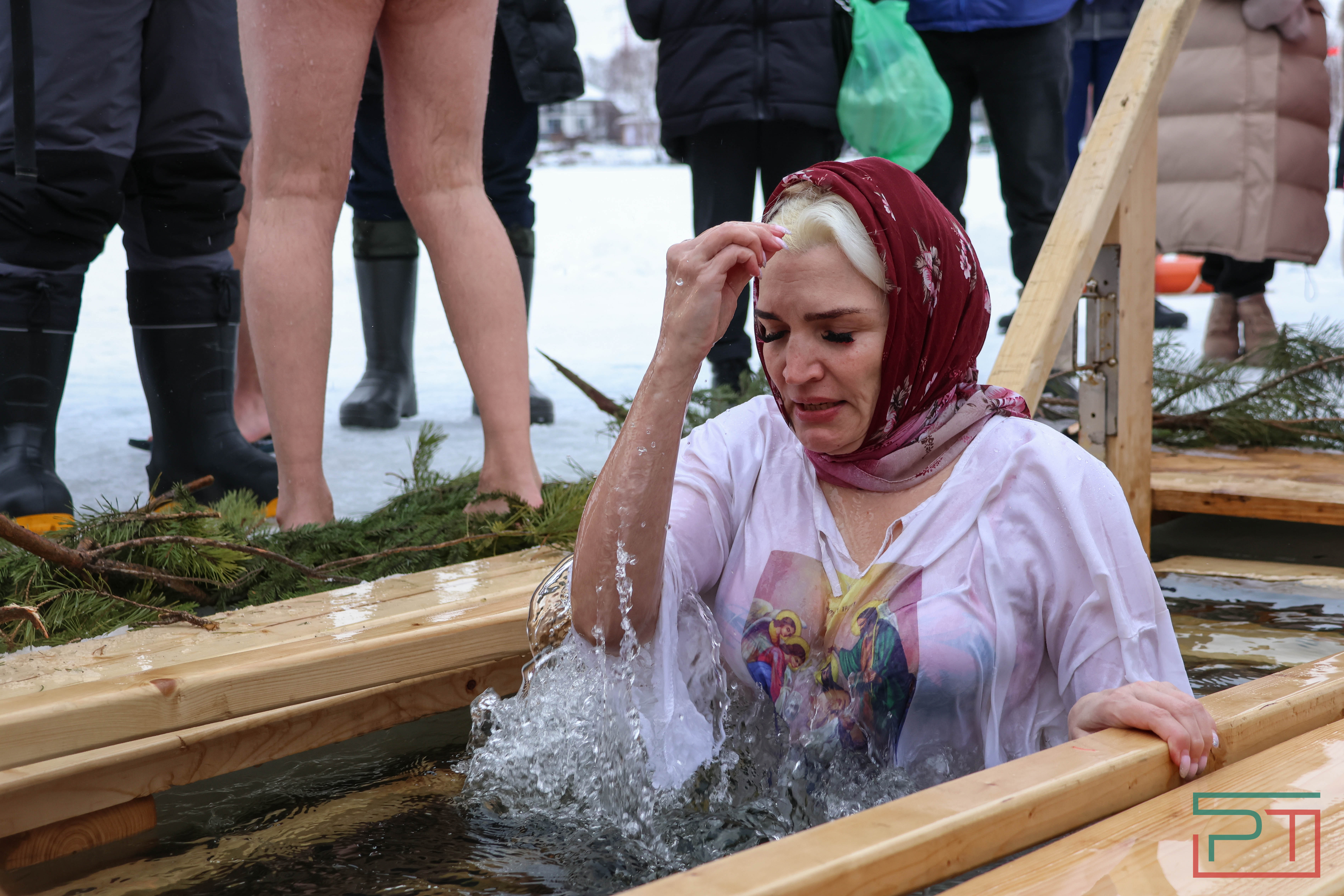 Крещенские купания на озере Верхний Кабан