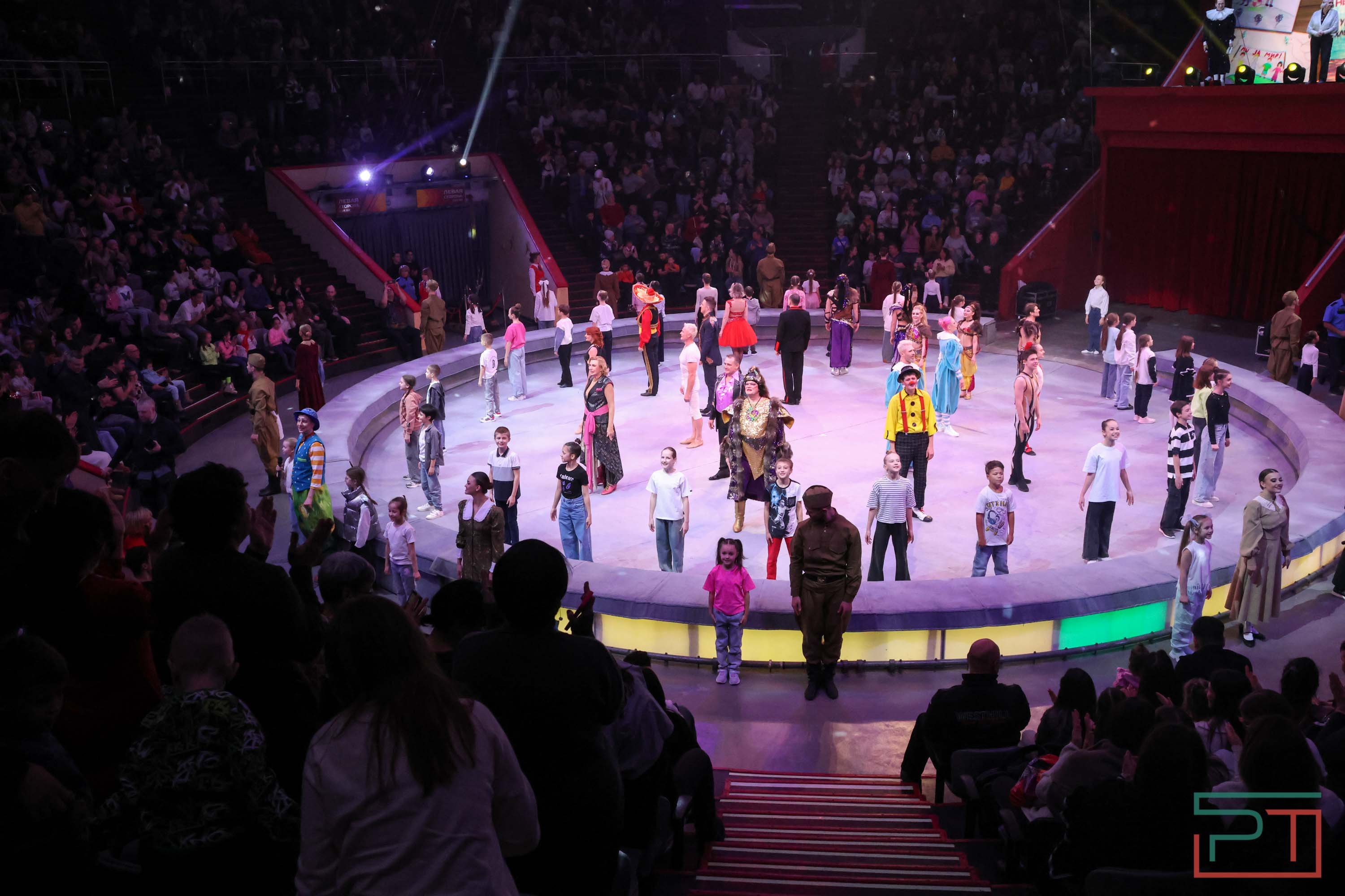 «Удивительная история»: в новой программе казанского цирка вспомнили 9 мая 1945 года