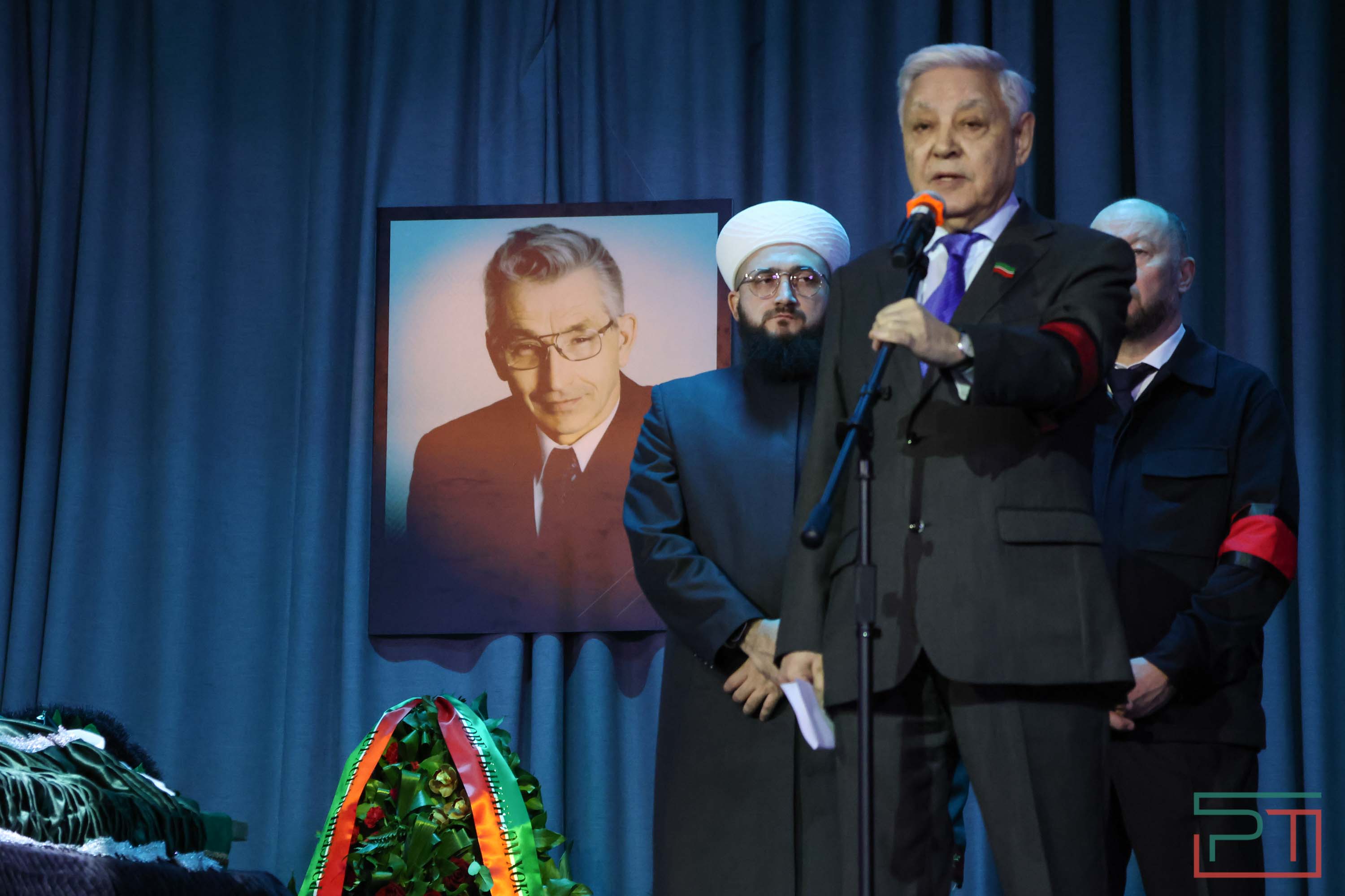 В Казани простились с экс-заместителем Премьер-министра РТ Ильгизом Хайруллиным