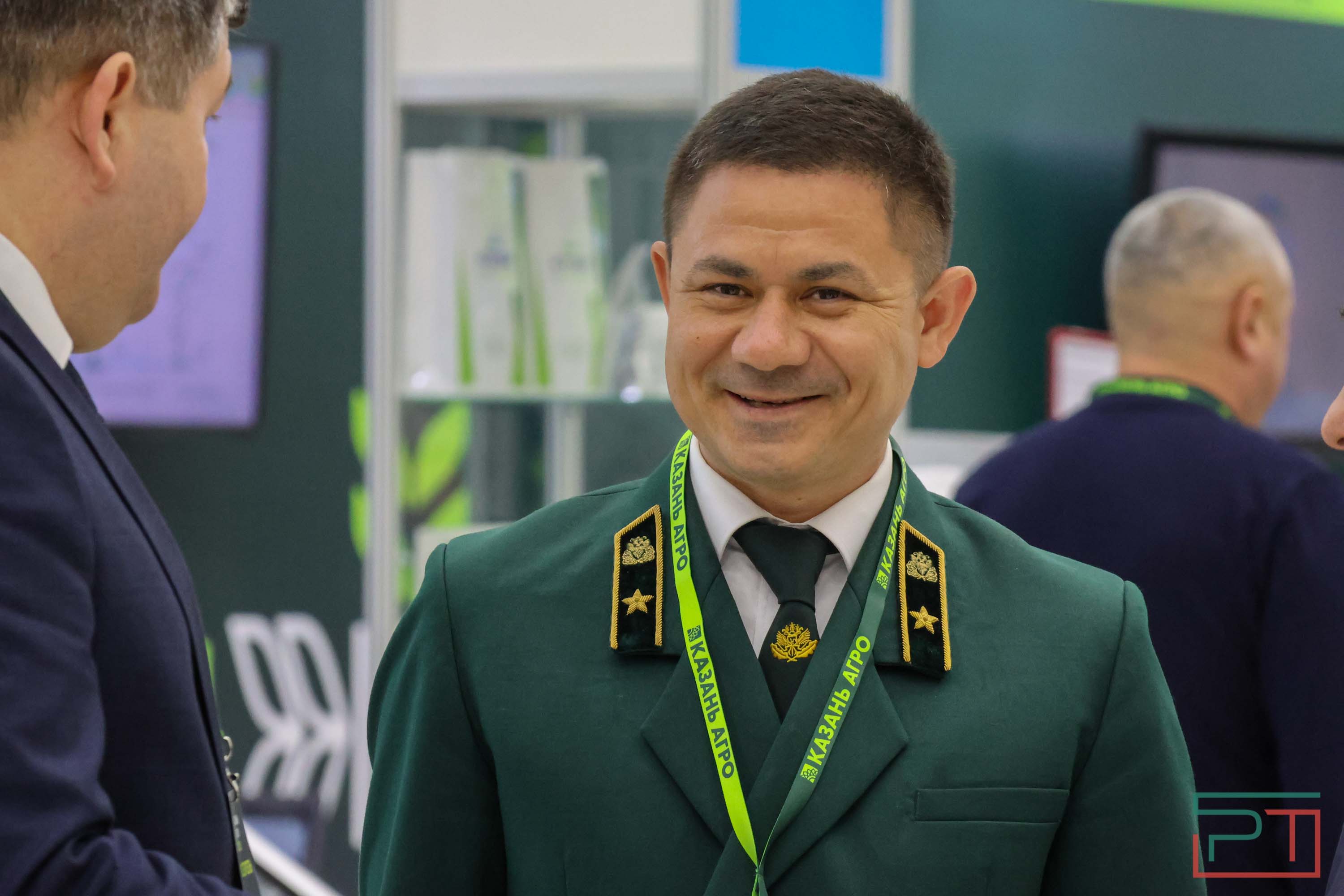 Минниханов осмотрел выставку «Казань Агро 2025»