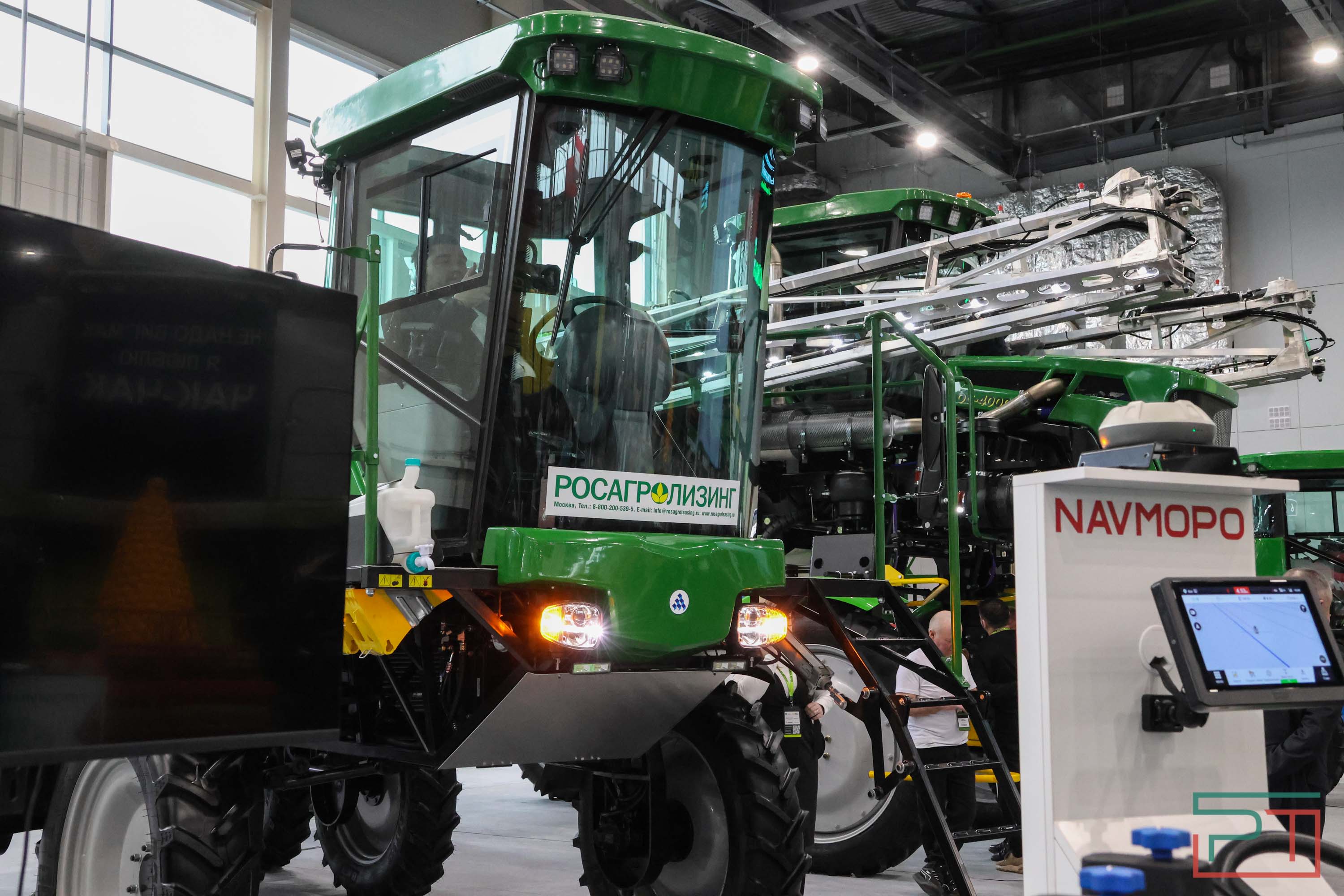 Минниханов осмотрел выставку «Казань Агро 2025»