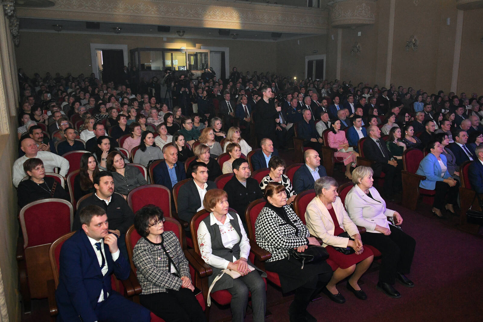 Песошин: Казанский оптико-механический завод в 3 раза увеличил выпуск товаров за три года