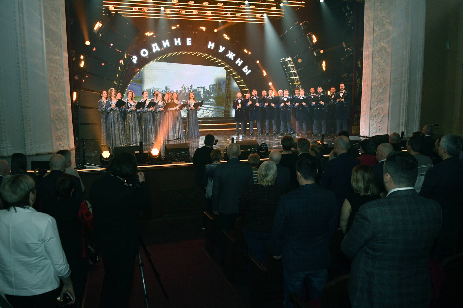 Песошин: Казанский оптико-механический завод в 3 раза увеличил выпуск товаров за три года