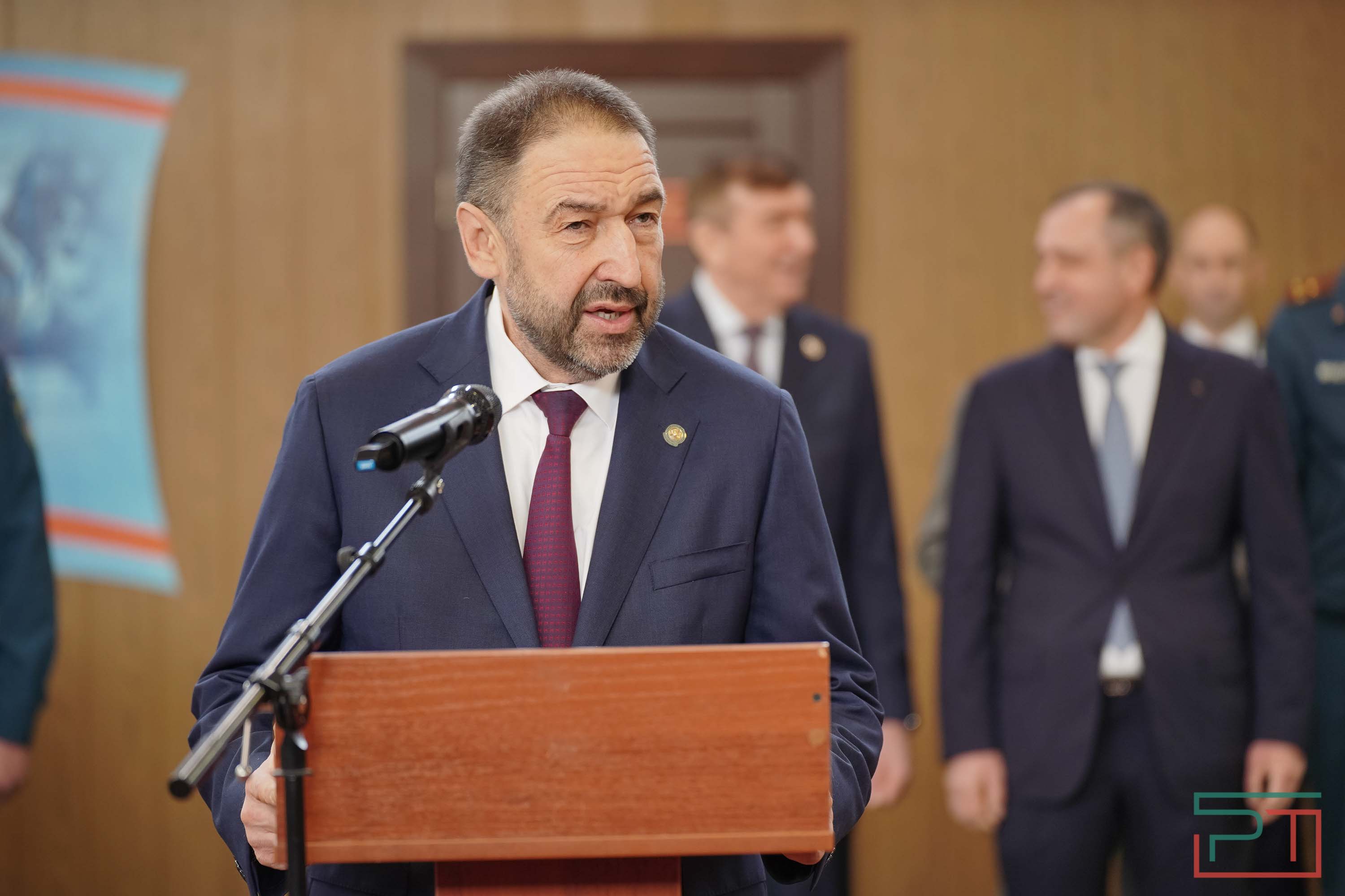 Старт соревнований по пожарно-спасательному спорту