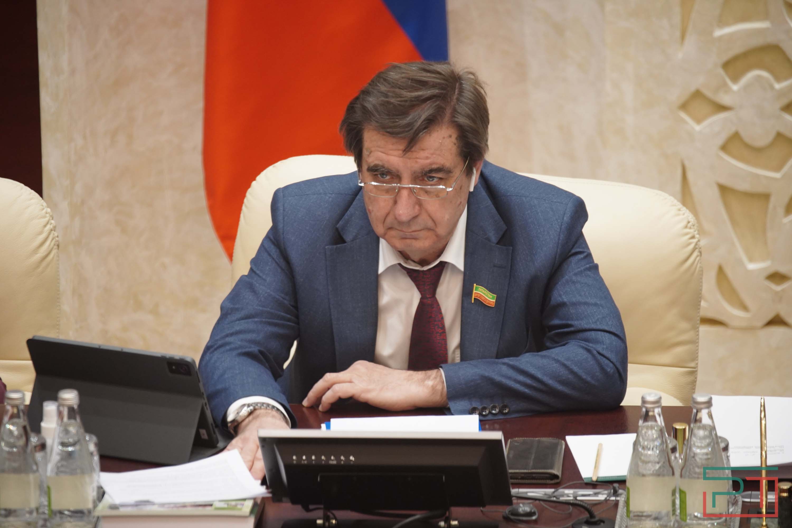 «Мы видим озабоченность»: в парламенте Татарстана обсудили рост киберпреступности