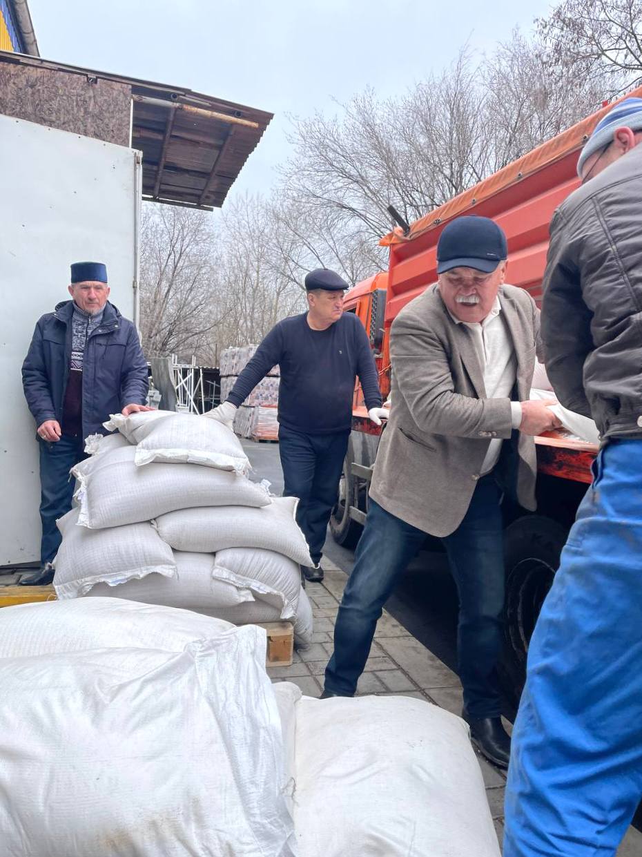 Глава Дрожжановского района привез гуманитарную помощь в Рубежное