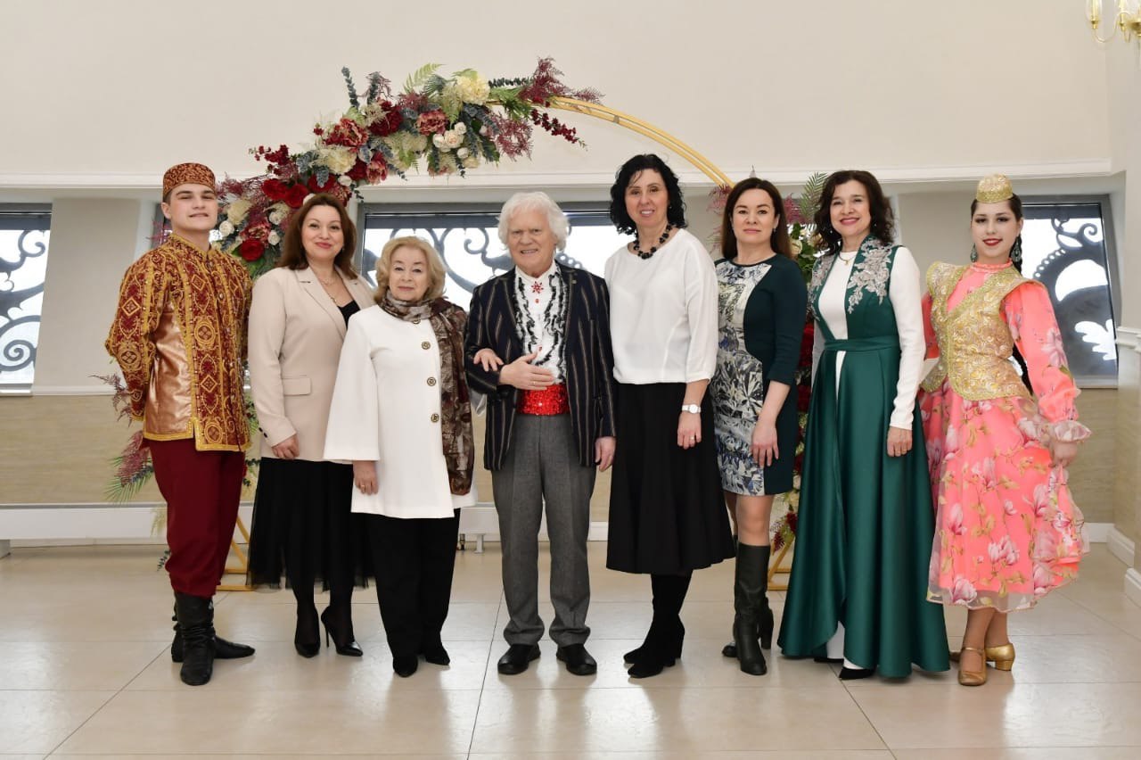 Семья Куклачёвых отметила изумрудную свадьбу в Центре семьи «Казан»