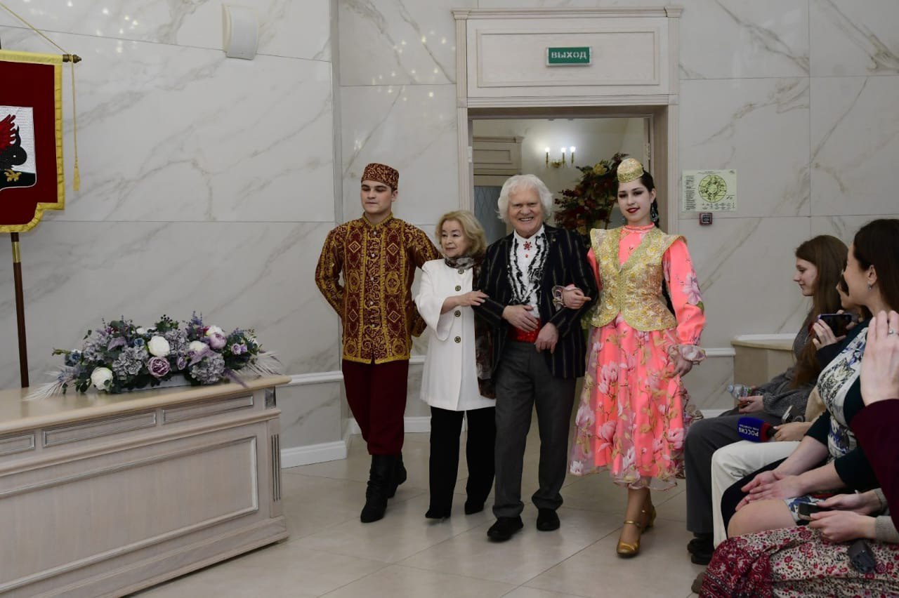 Семья Куклачёвых отметила изумрудную свадьбу в Центре семьи «Казан»