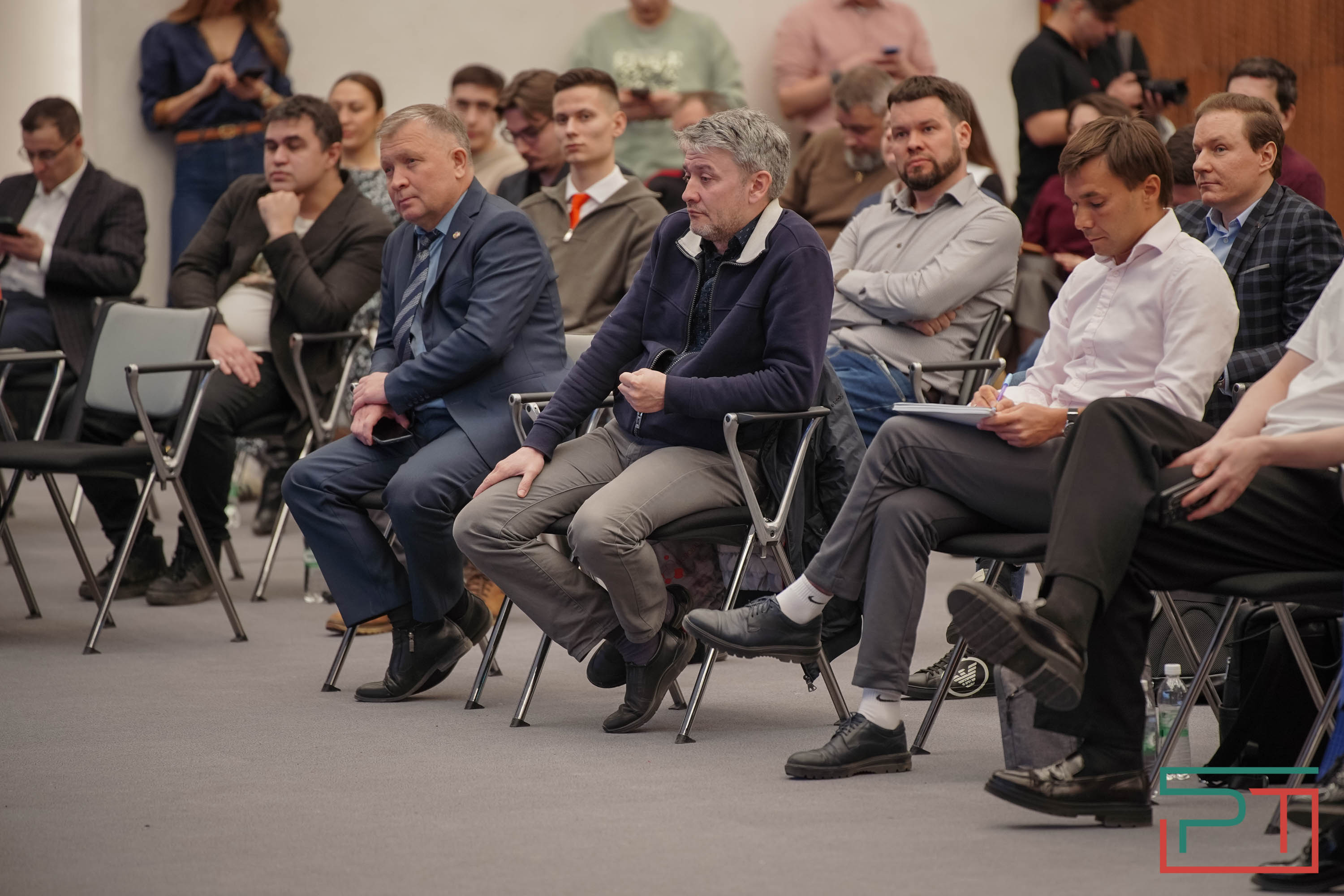 Глава Минцифры РТ встретился с IT-сообществом